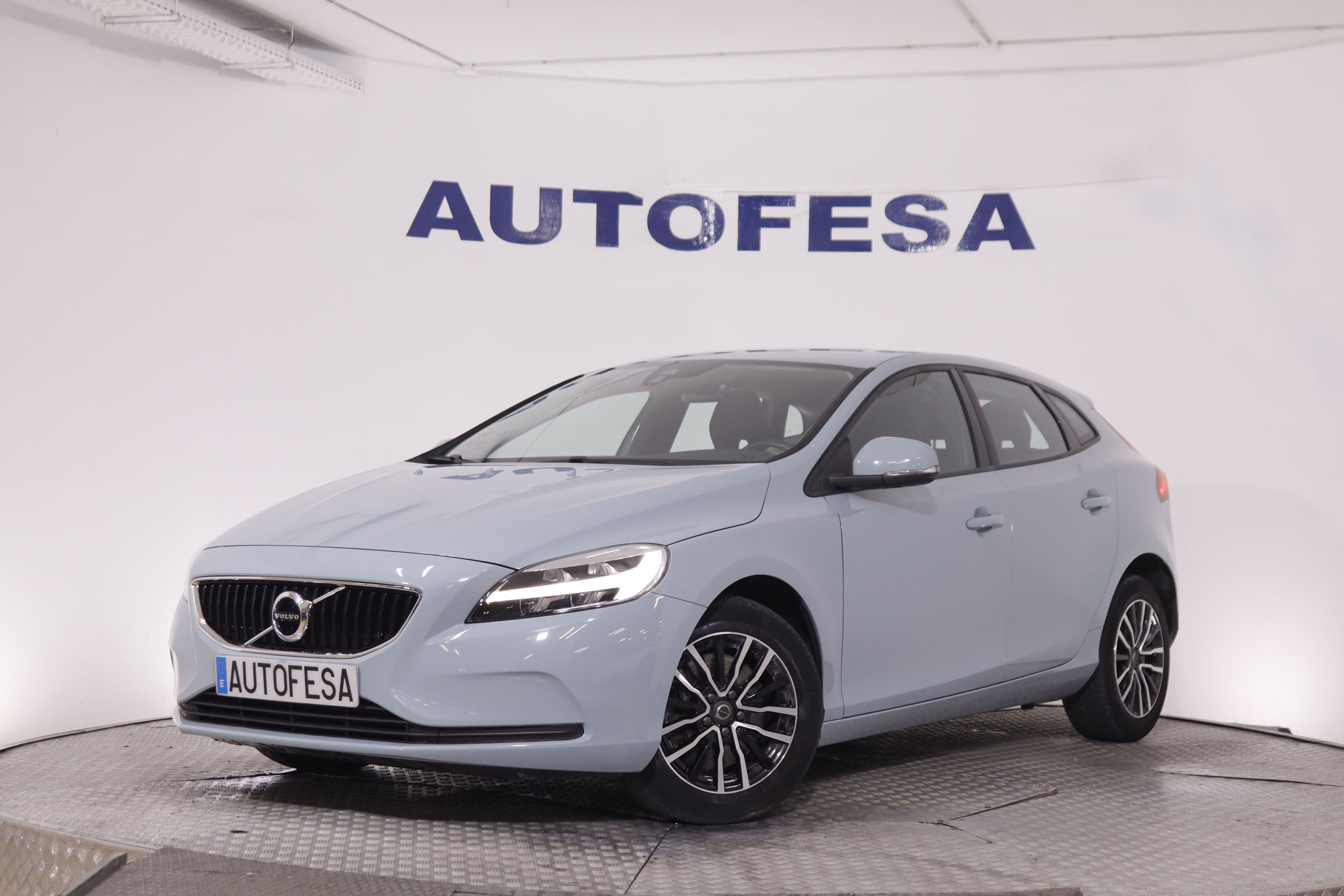Volvo V40 2.0 T2 Momentum