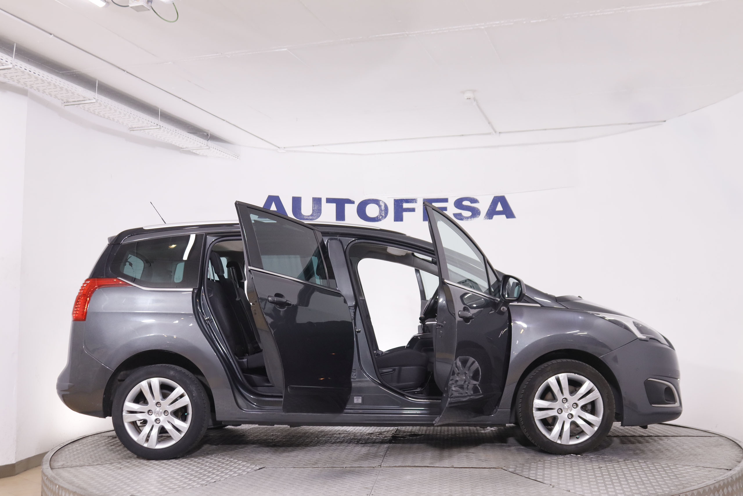 Peugeot 5008 2.0 HDi Allure 7 Plazas - foto 9
