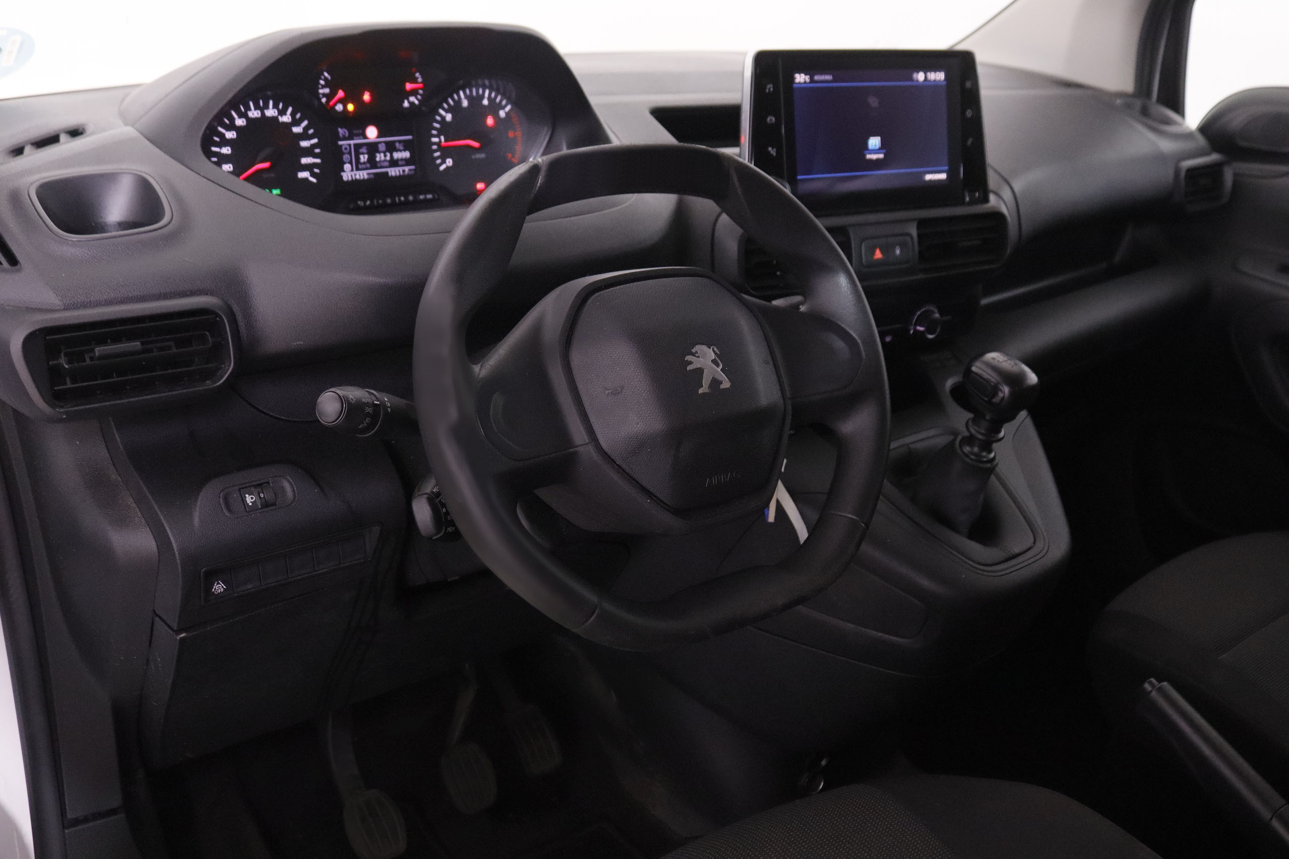Peugeot Rifter 1.5 BlueHDi Active Pack Bussines Standars - foto 11