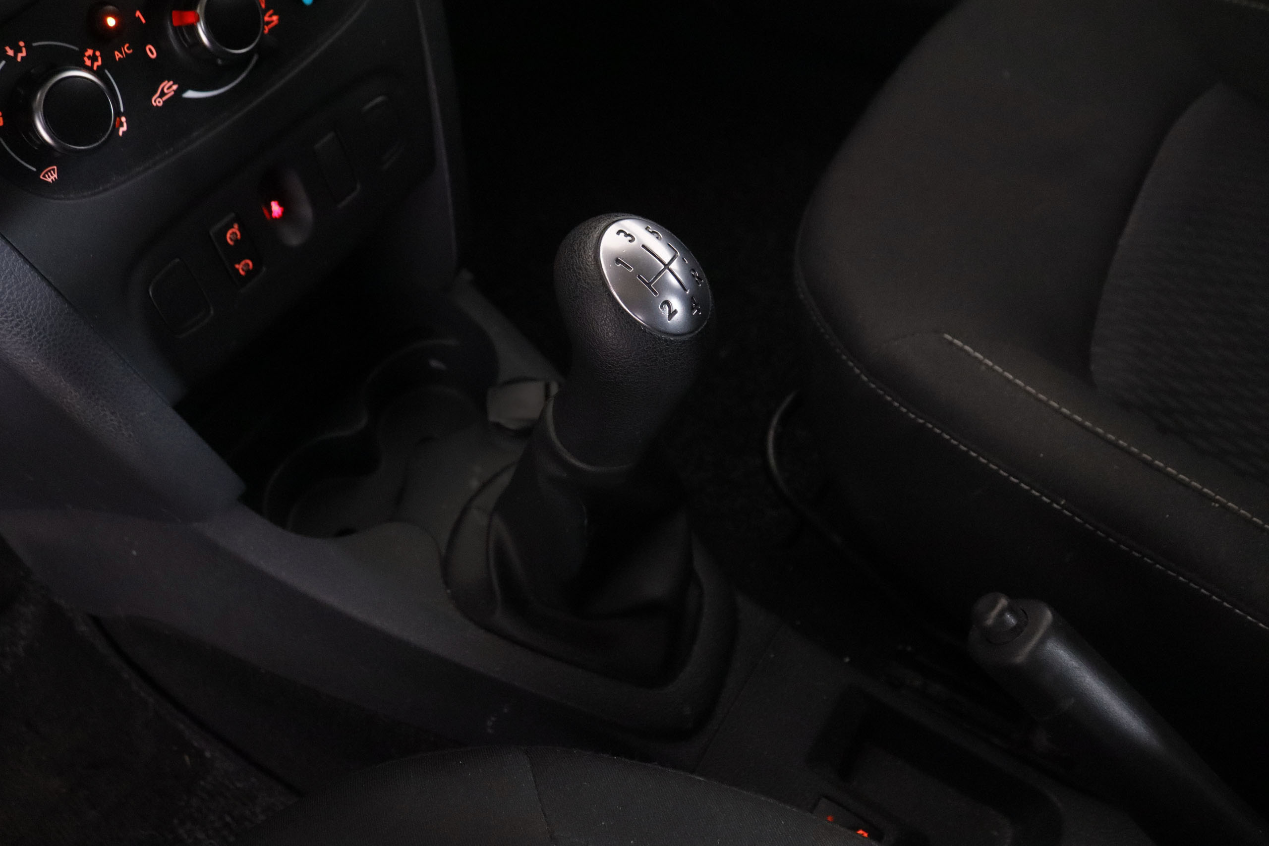 Dacia Sandero 1.5 dCi Laureate - foto 15