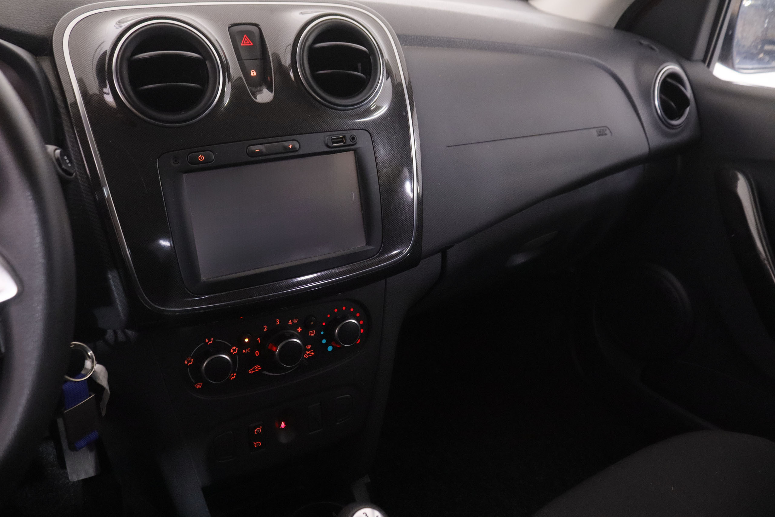 Dacia Sandero 1.5 dCi Laureate - foto 13