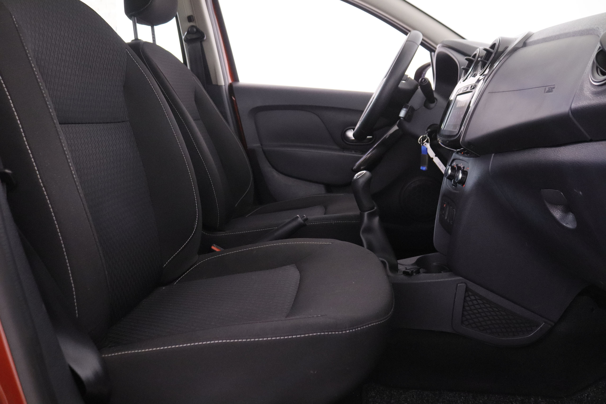 Dacia Sandero 1.5 dCi Laureate - foto 17