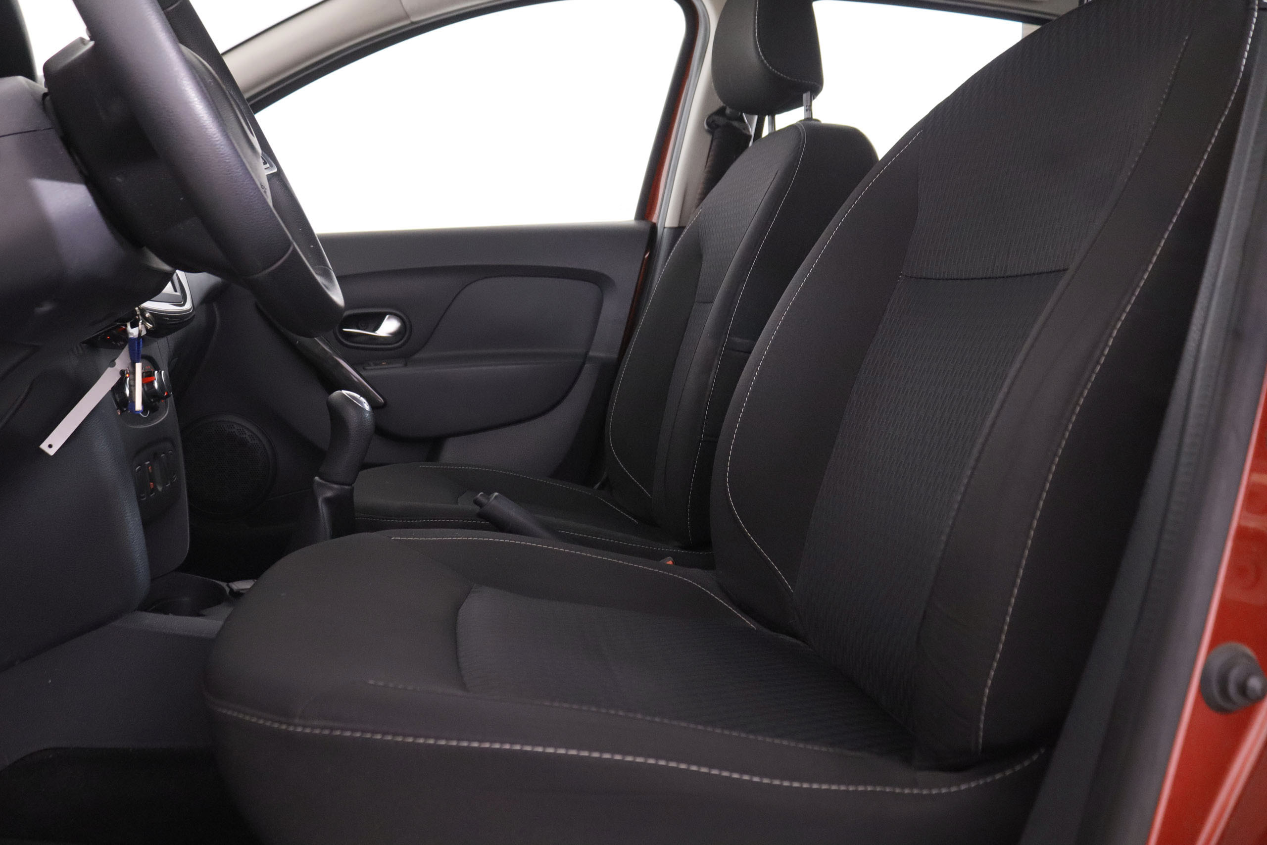 Dacia Sandero 1.5 dCi Laureate - foto 16