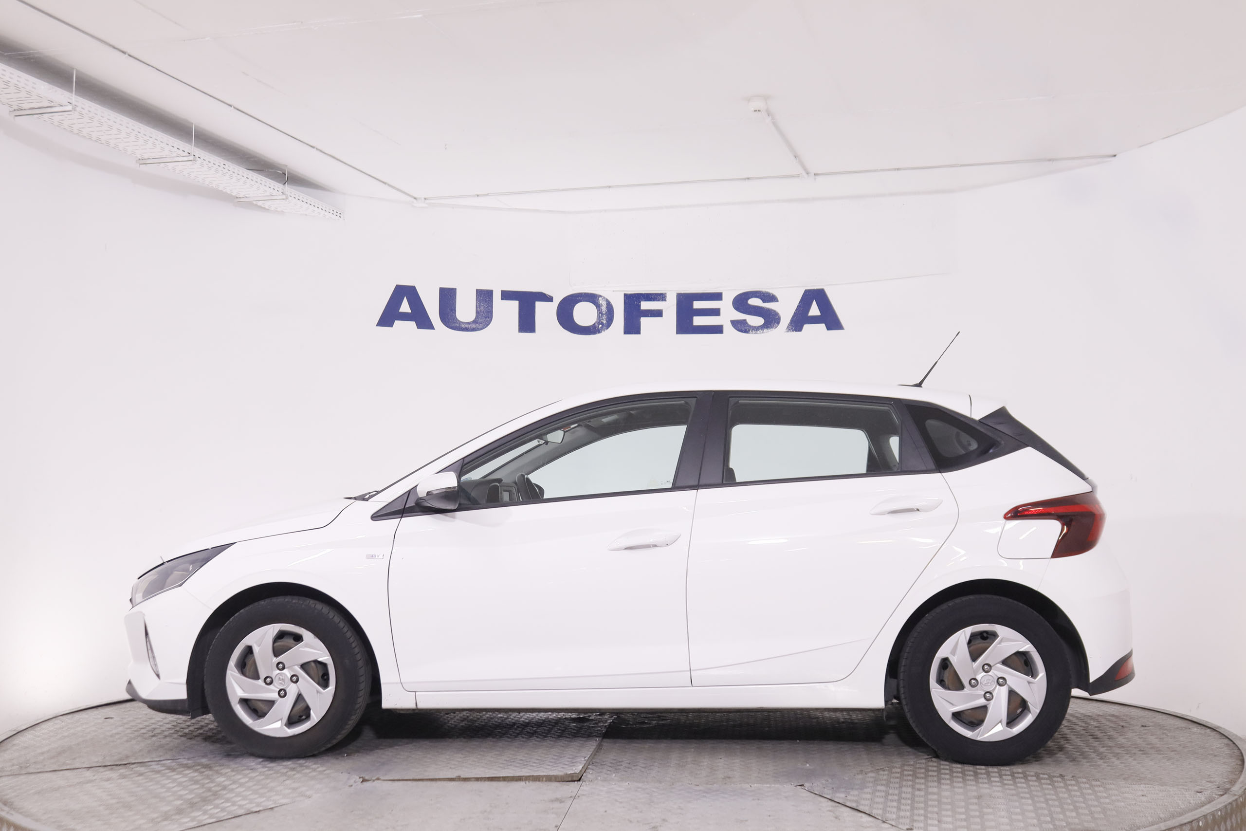 Hyundai i20 1.0 T-GDi Essence 48V - foto 4
