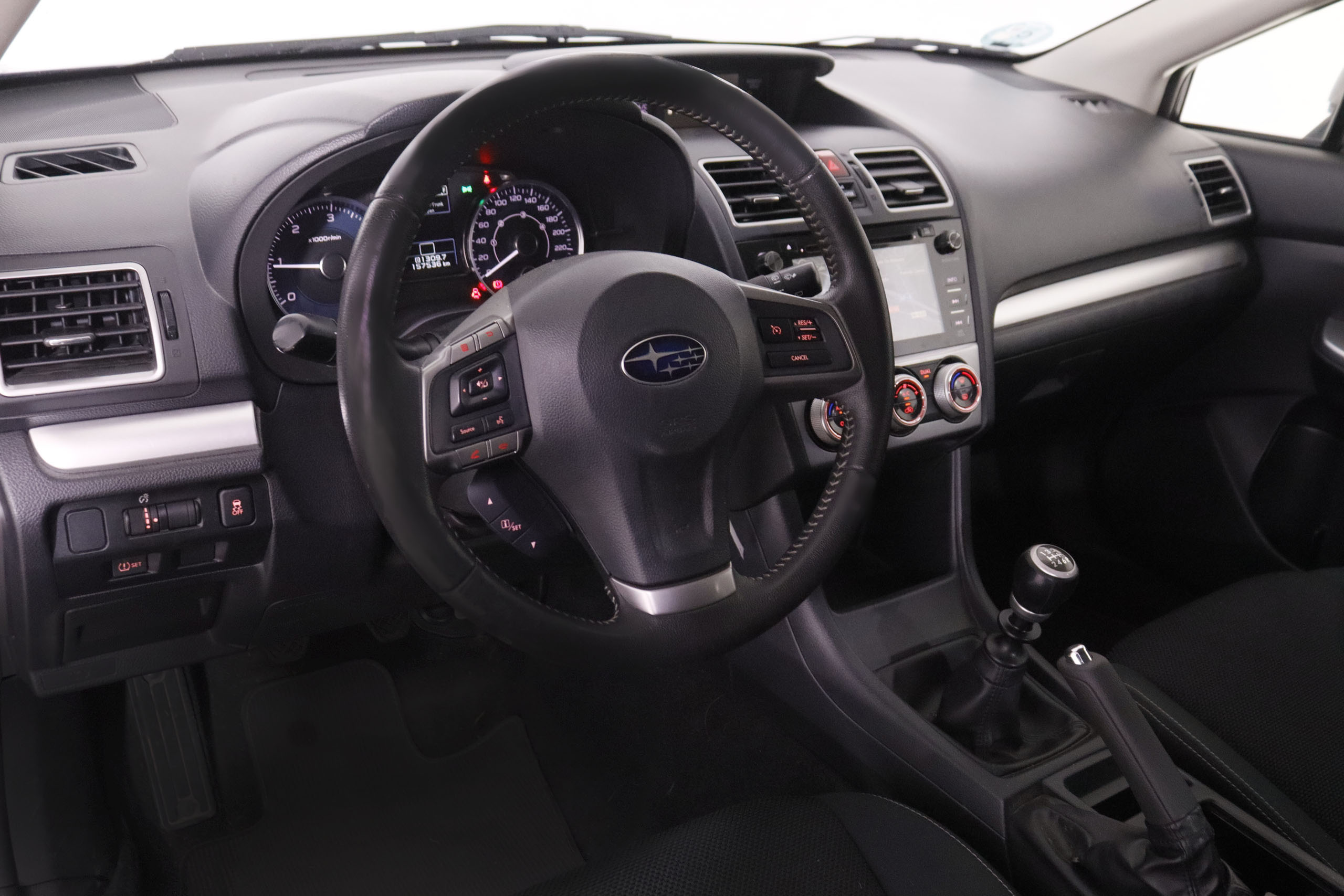 Subaru XV 2.0 Diesel 4x4 - foto 11