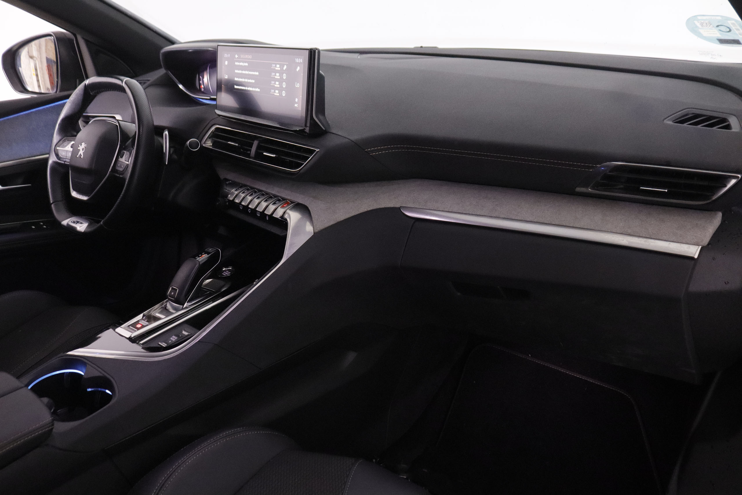 Peugeot 3008 1.5 BlueHDi GT EAT8 - foto 12
