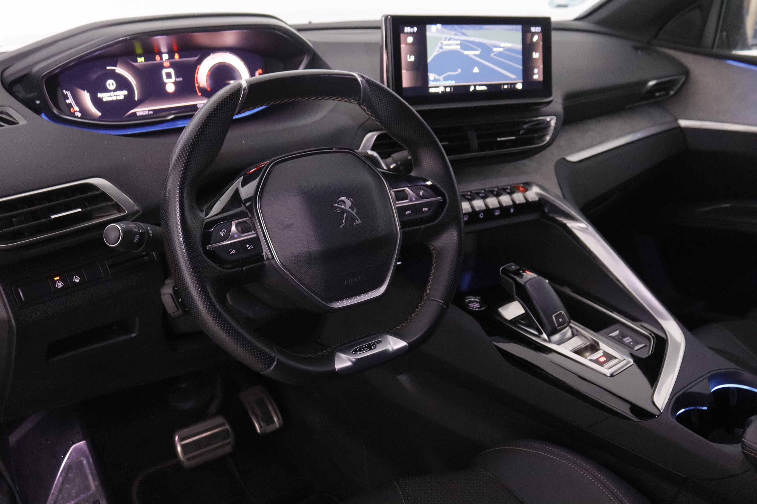 Peugeot 3008 1.5 BlueHDi GT EAT8 - foto 11