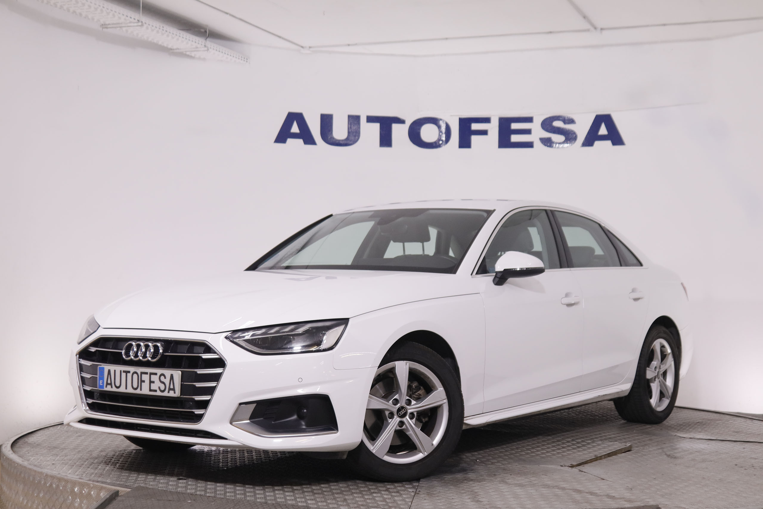 Audi A4 35 TFSI MHEV Advance - foto 1