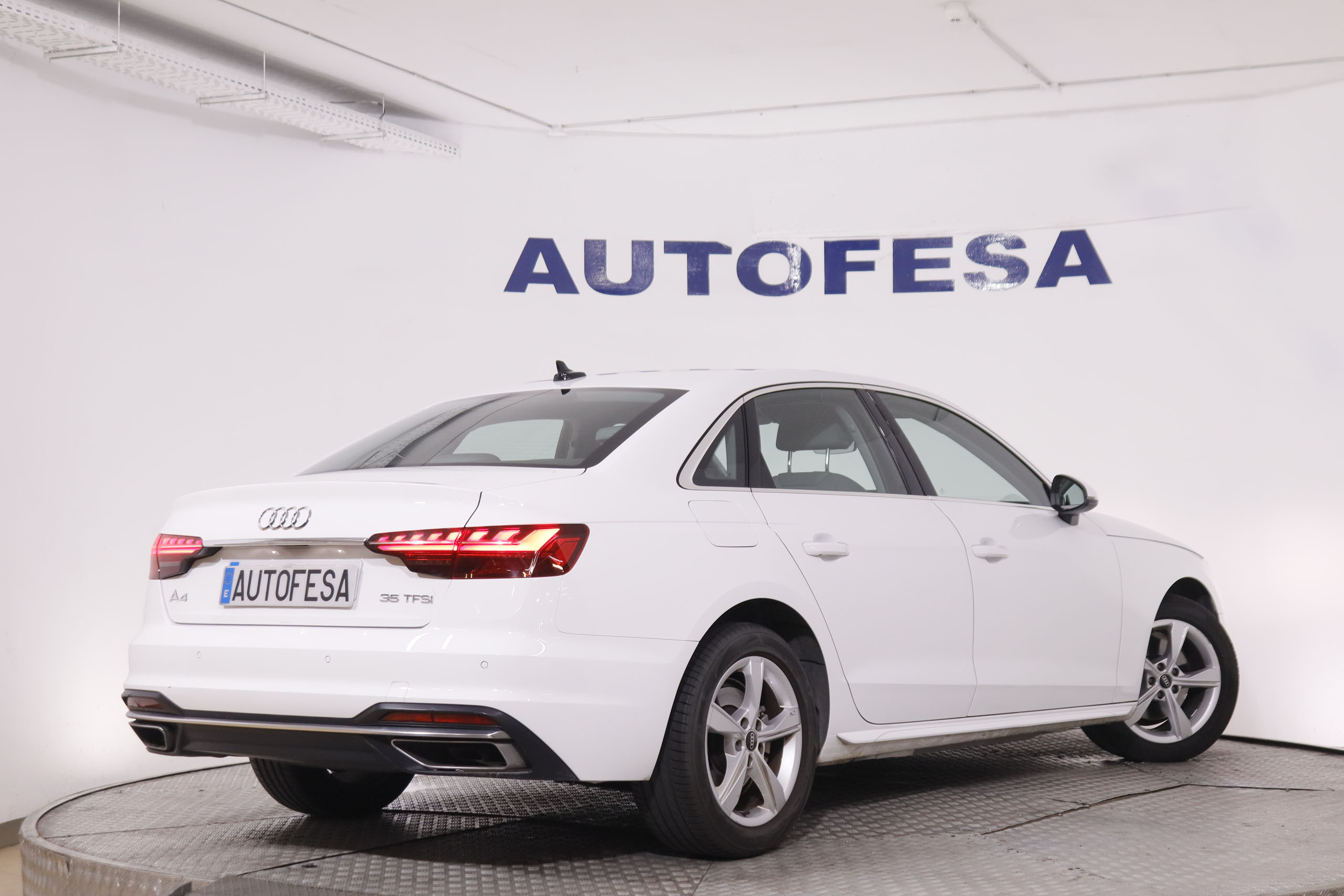 Audi A4 35 TFSI MHEV Advance - foto 5