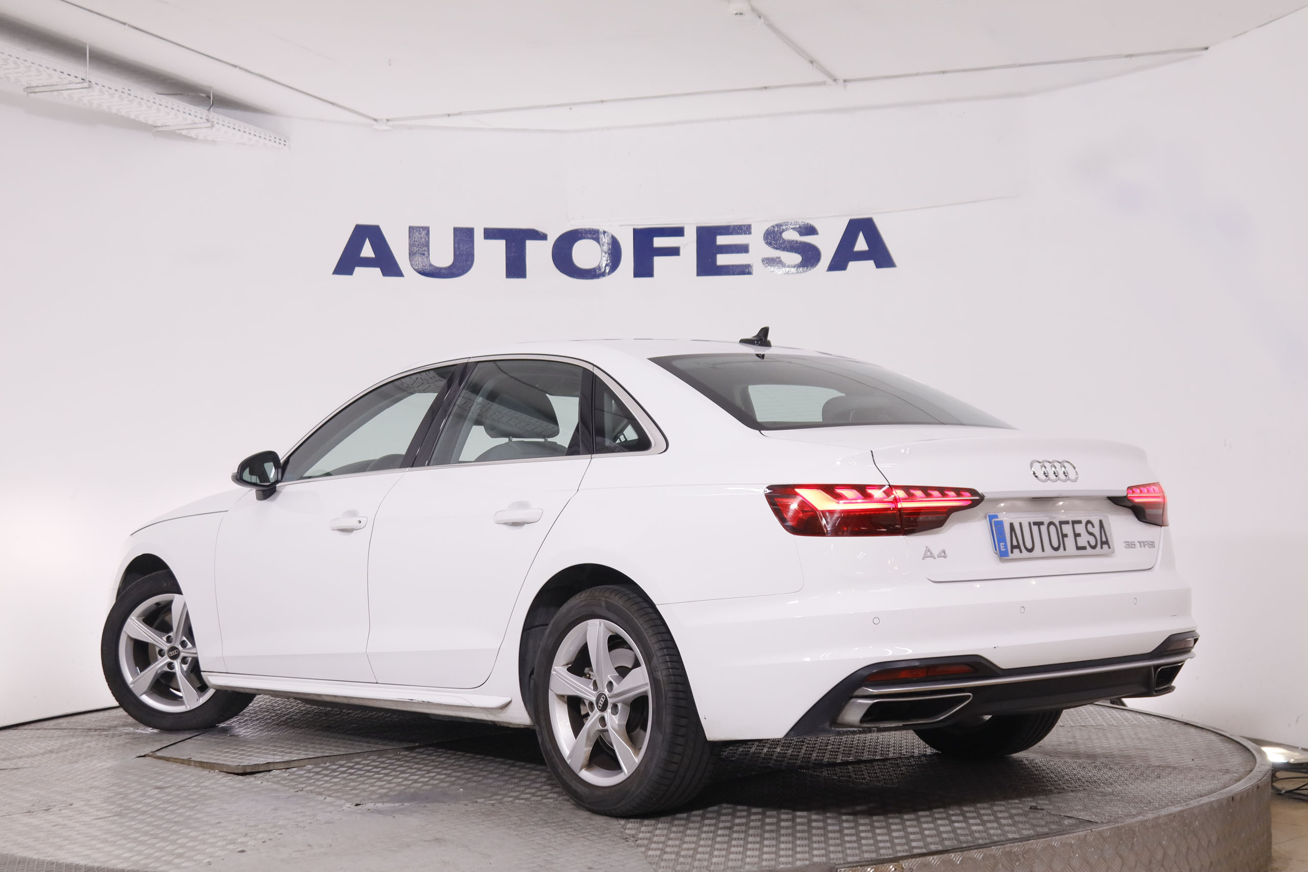 Audi A4 35 TFSI MHEV Advance - foto 7