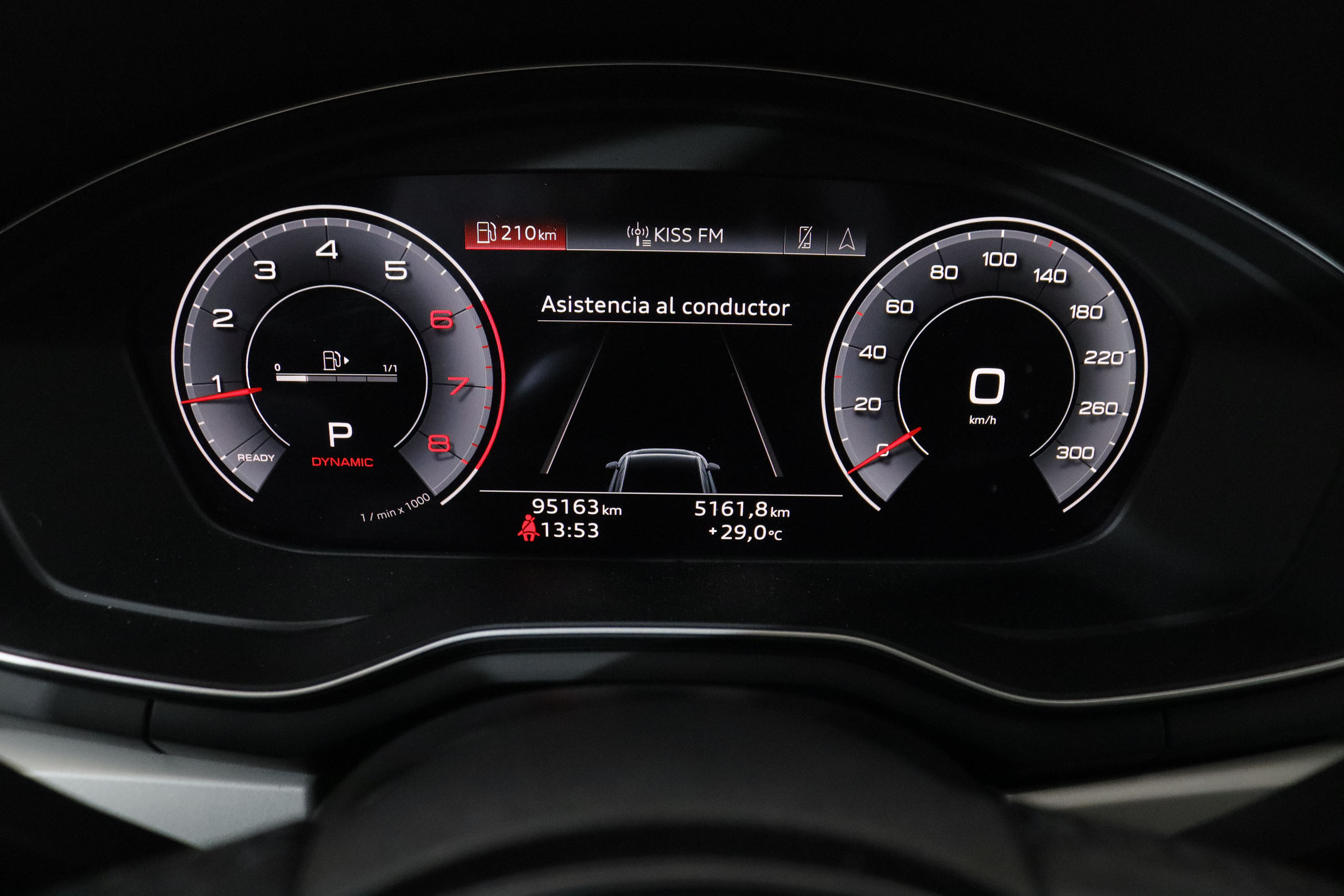 Audi A4 35 TFSI MHEV Advance - foto 17