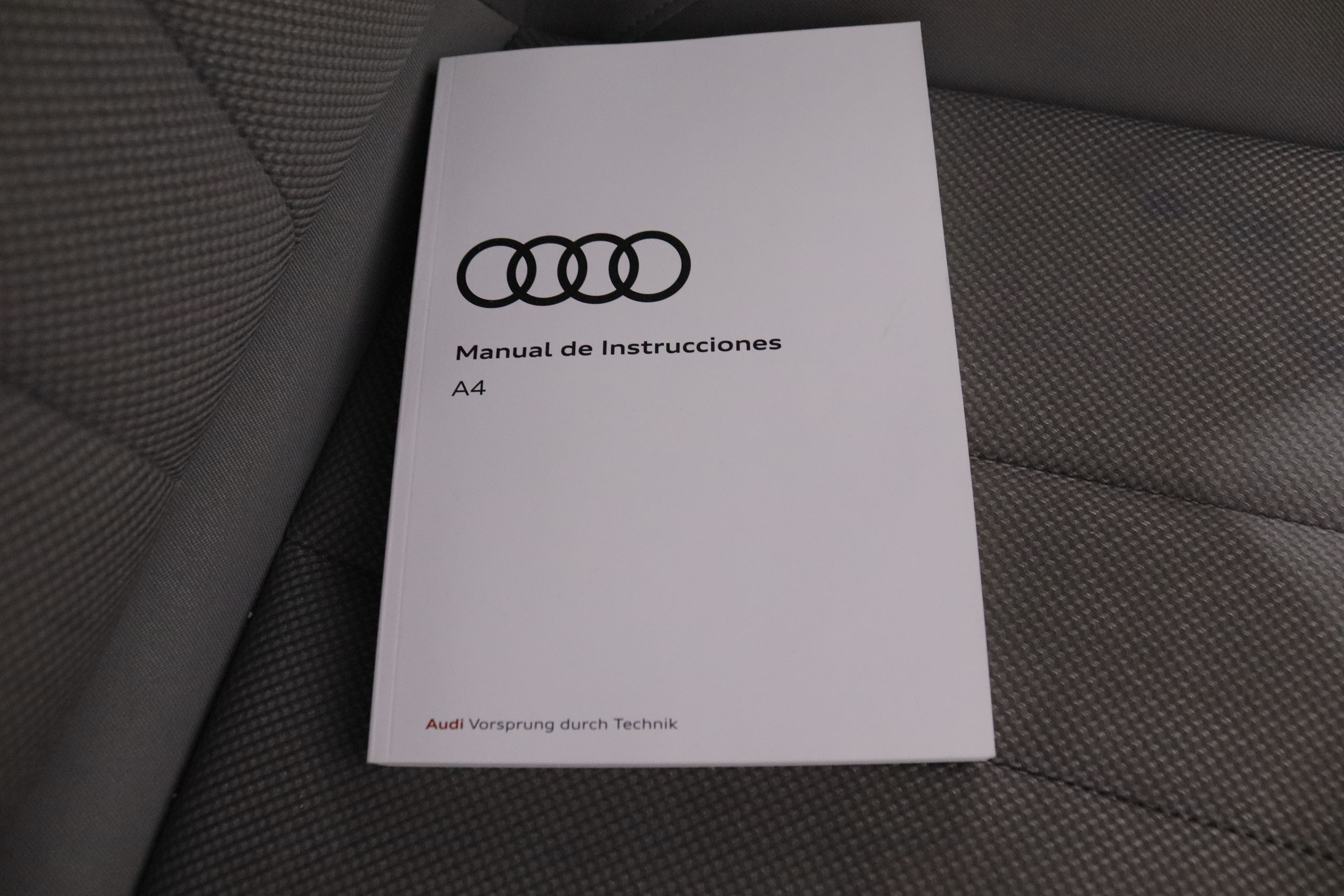Audi A4 35 TFSI MHEV Advance - foto 25