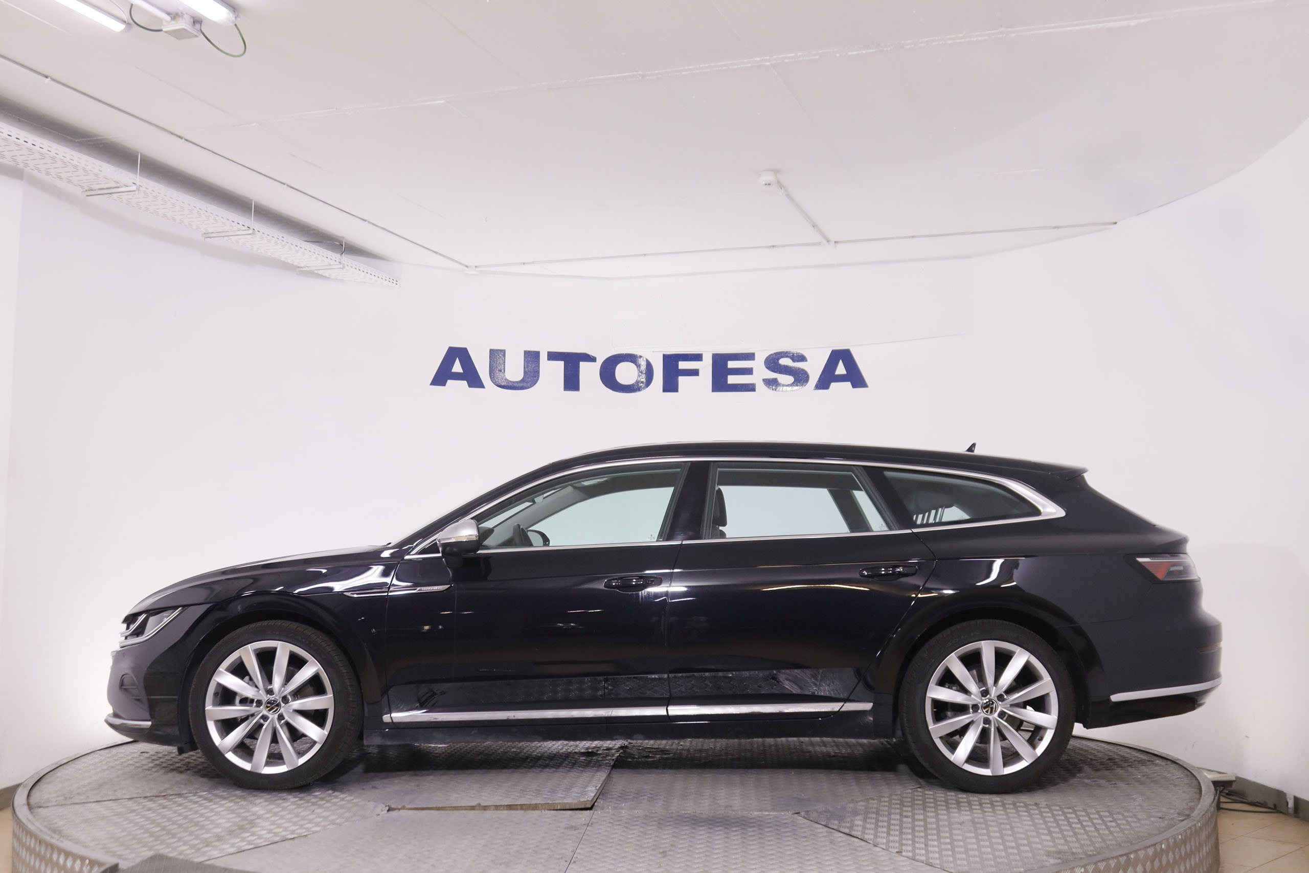 Volkswagen Arteon Shooting Brake 2.0 TDI DSG - foto 4