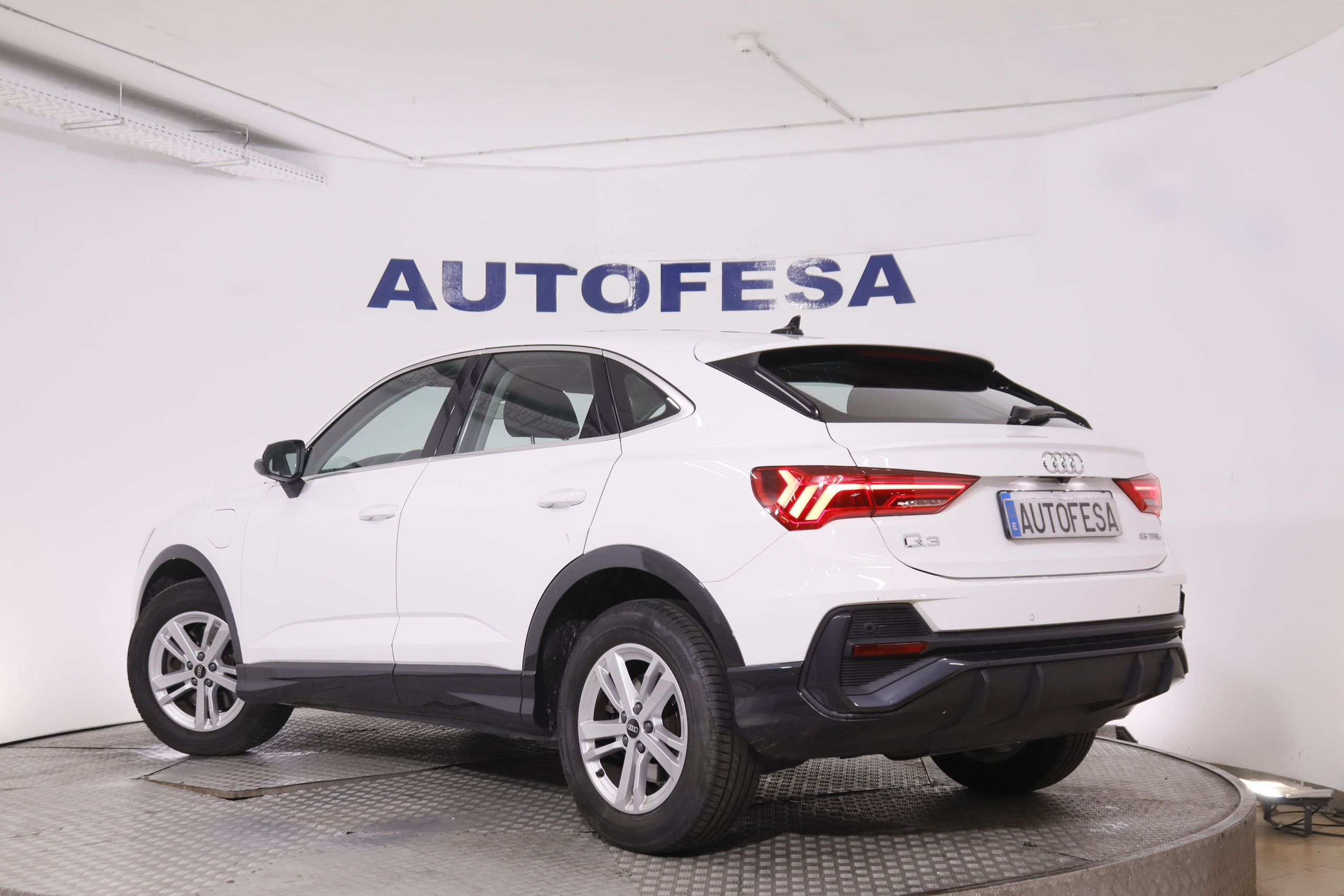 Audi Q3 Sportback 45 Tfsie - foto 7