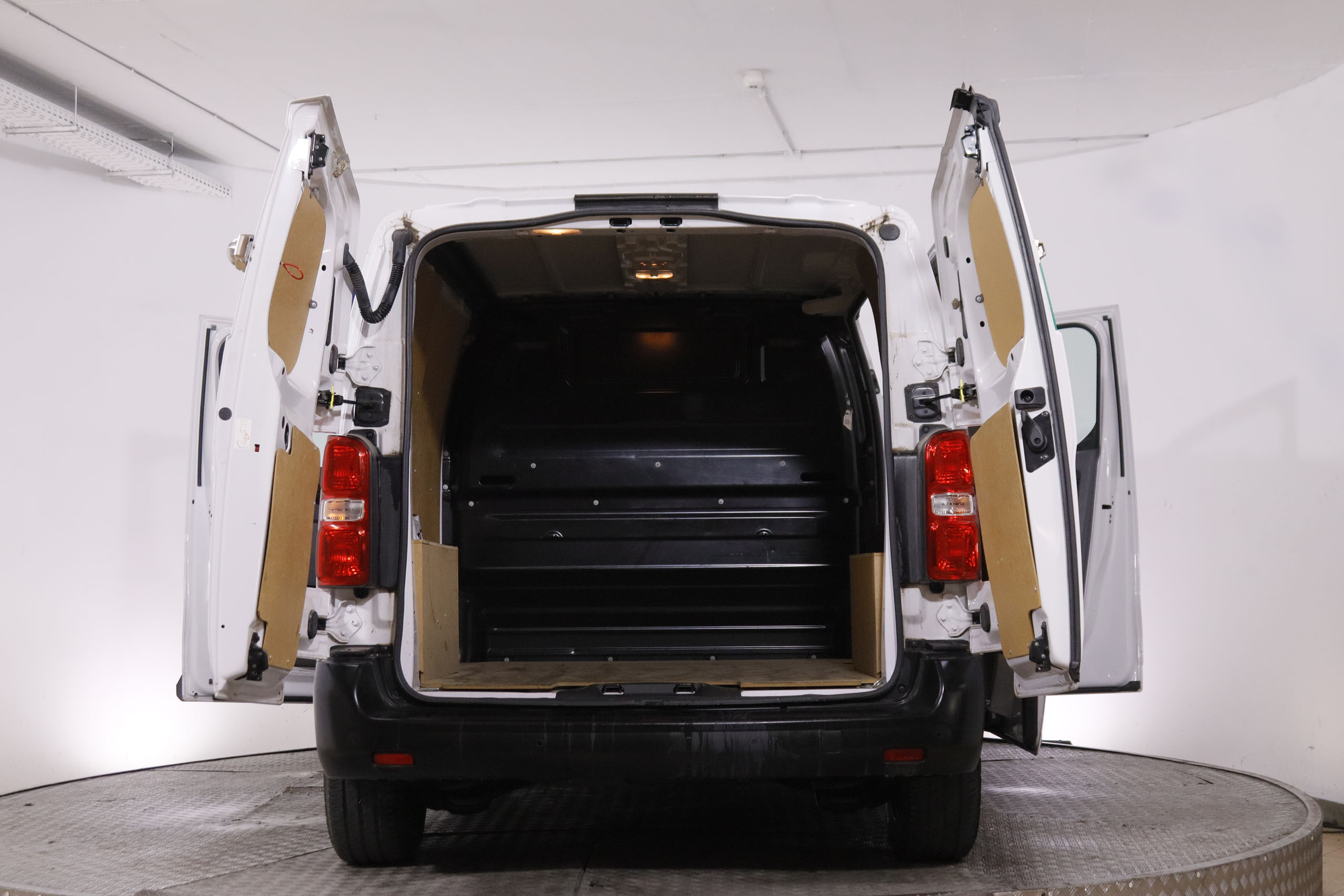 Fiat Scudo 1.5 HDi L2 - foto 9