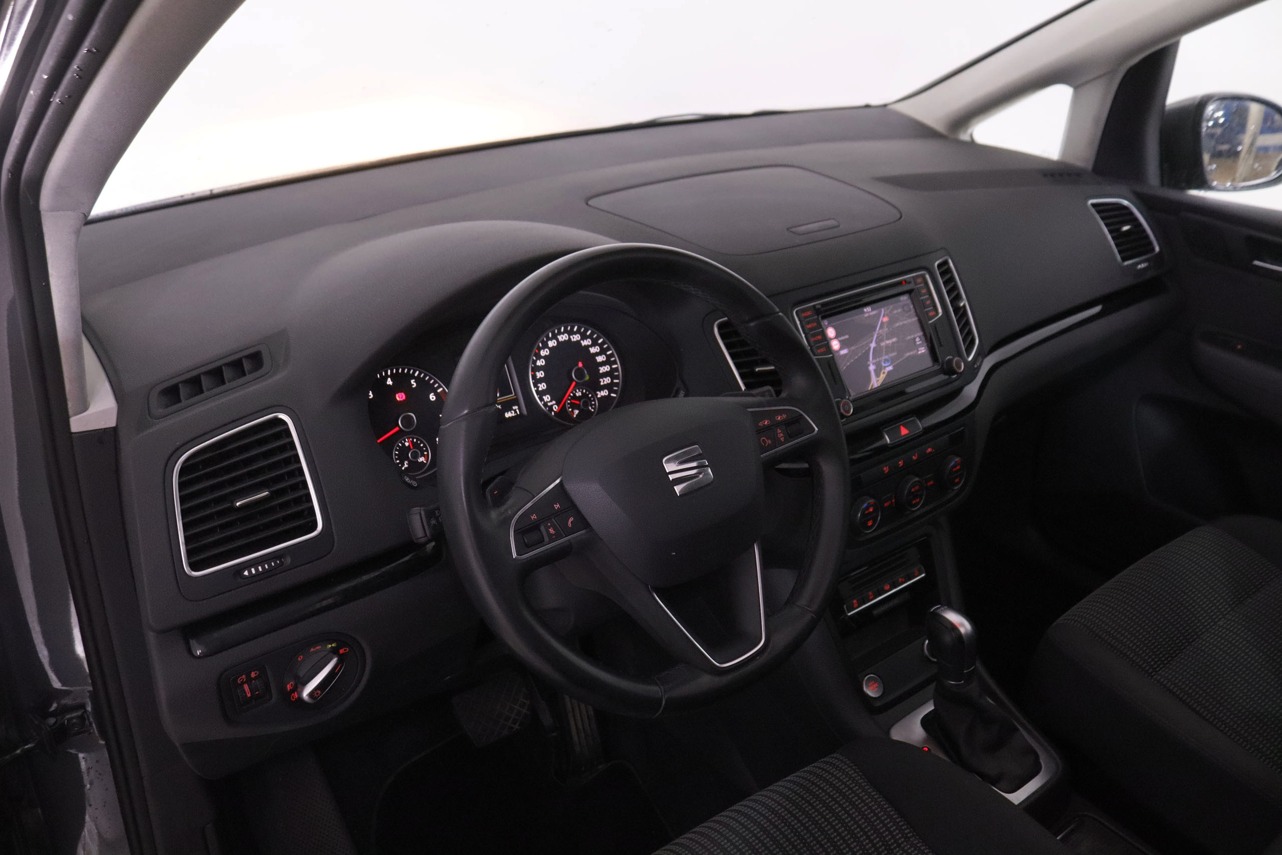 SEAT Alhambra 1.4 TSI DSG Style GO 7 Plazas - foto 12