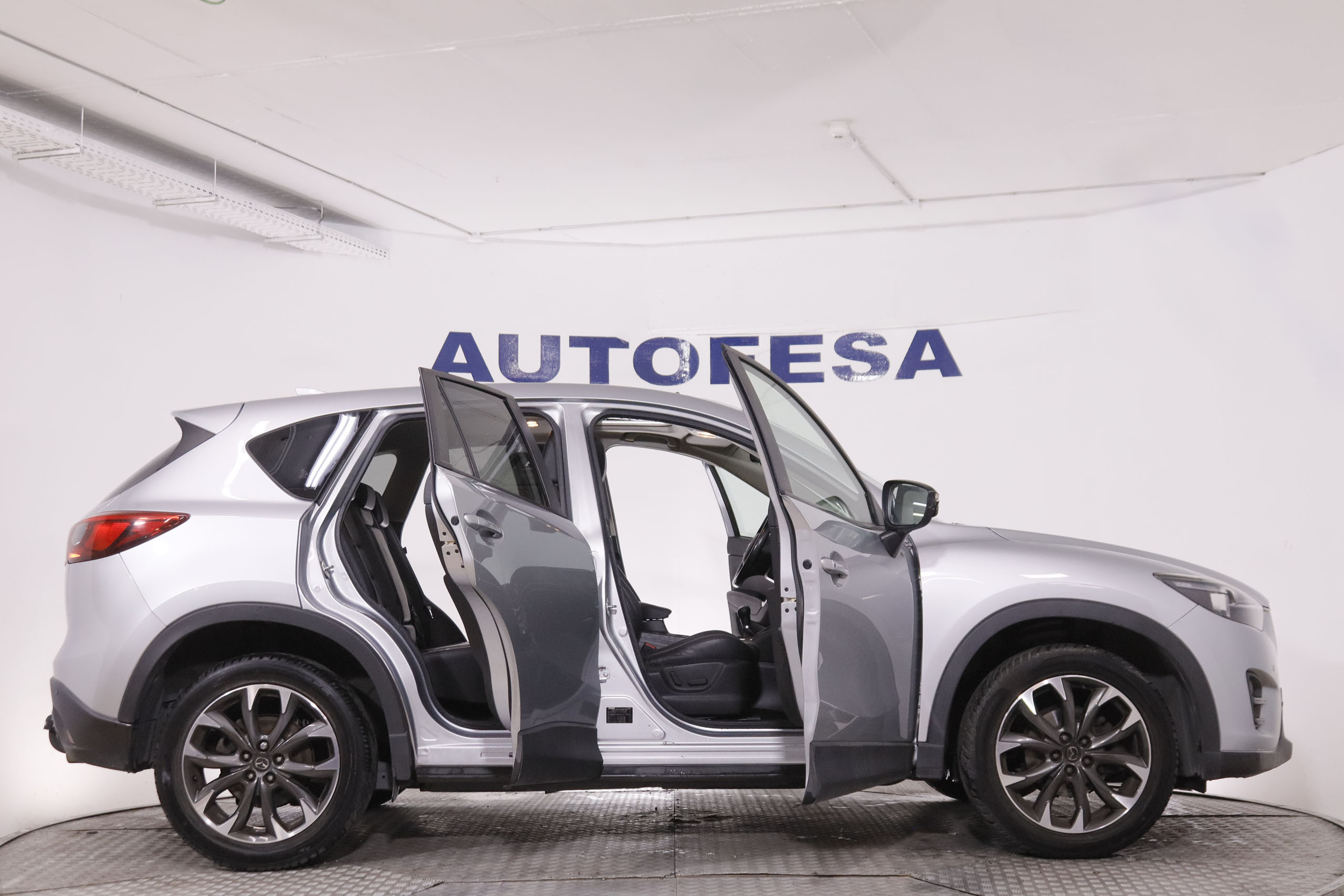 Mazda CX-5 2.2 4x4 Luxury - foto 9
