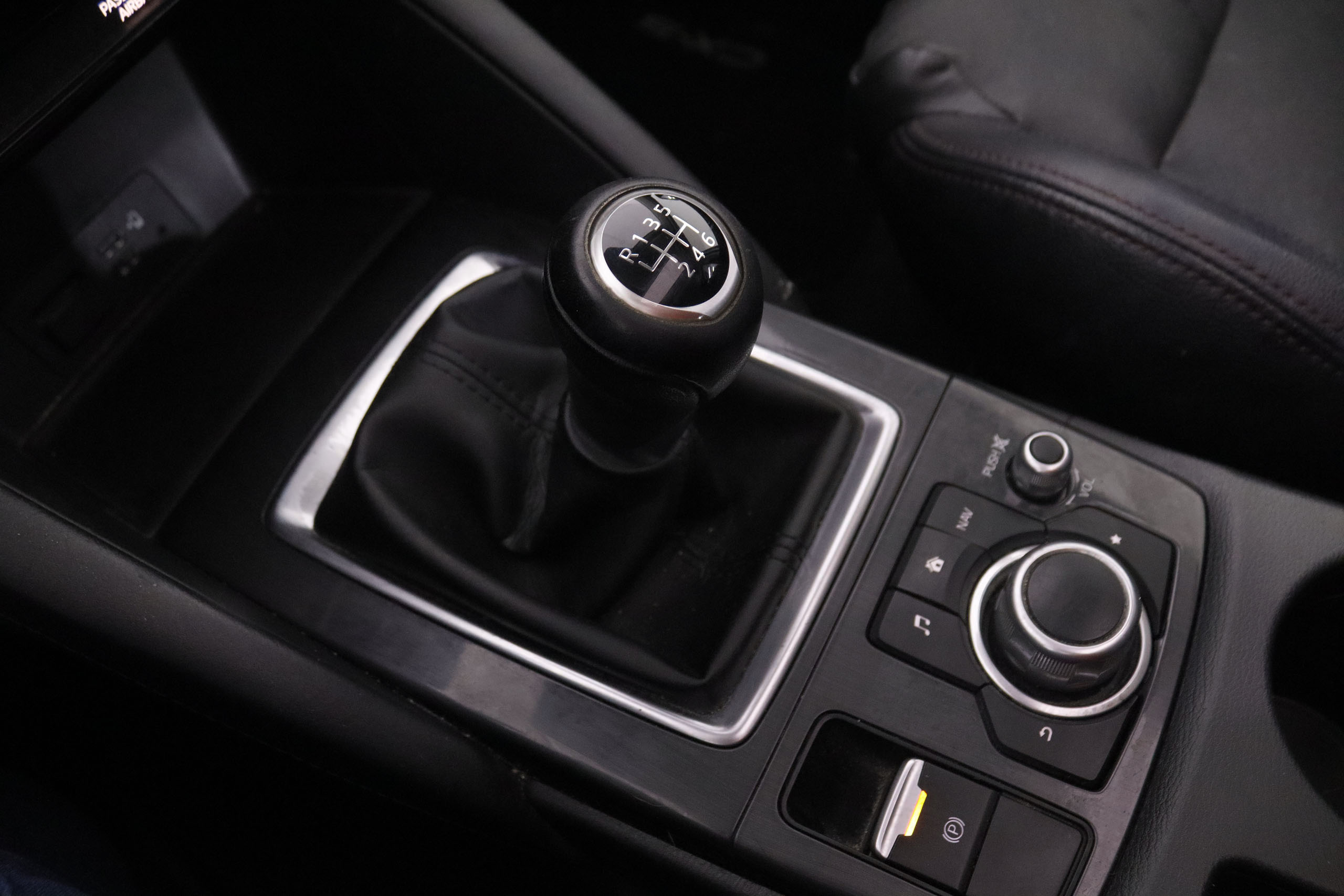 Mazda CX-5 2.2 4x4 Luxury - foto 19