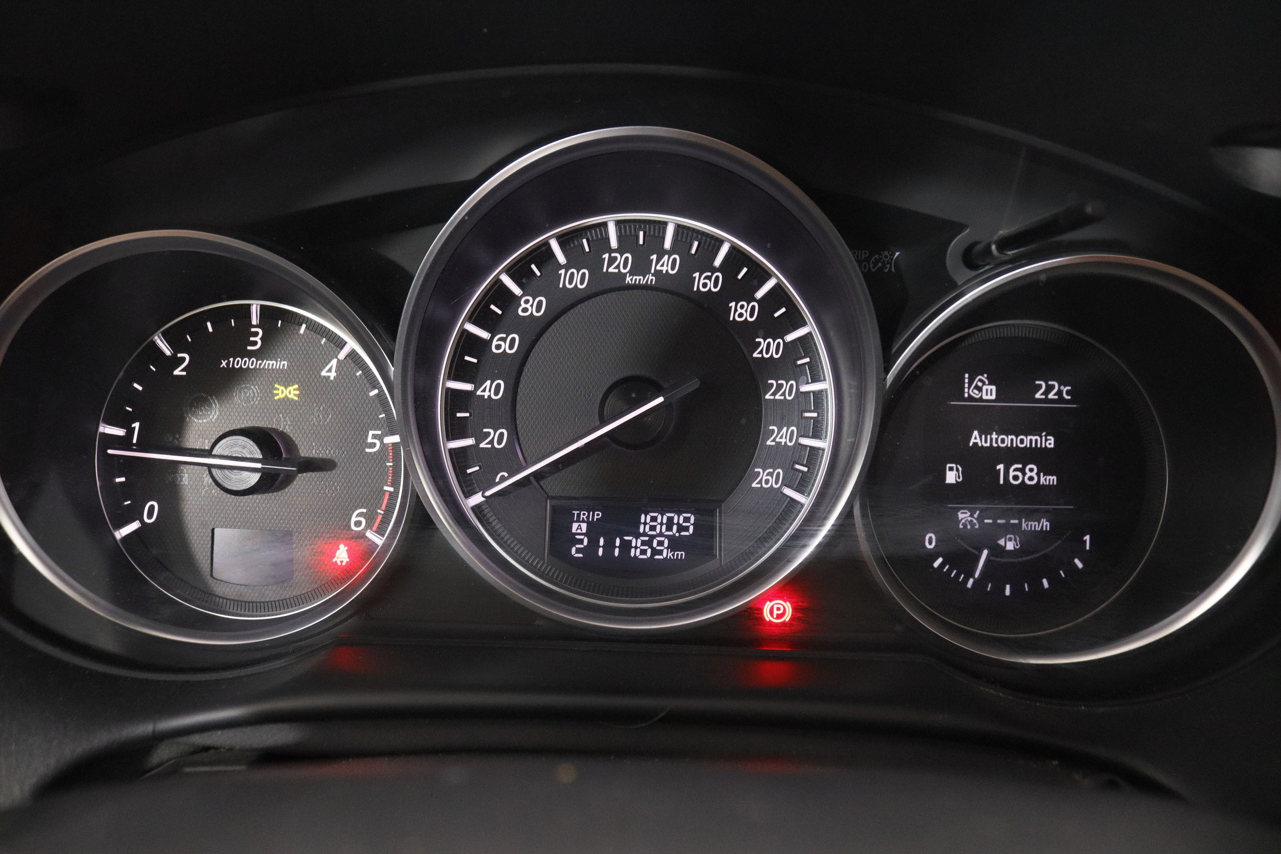 Mazda CX-5 2.2 4x4 Luxury - foto 15