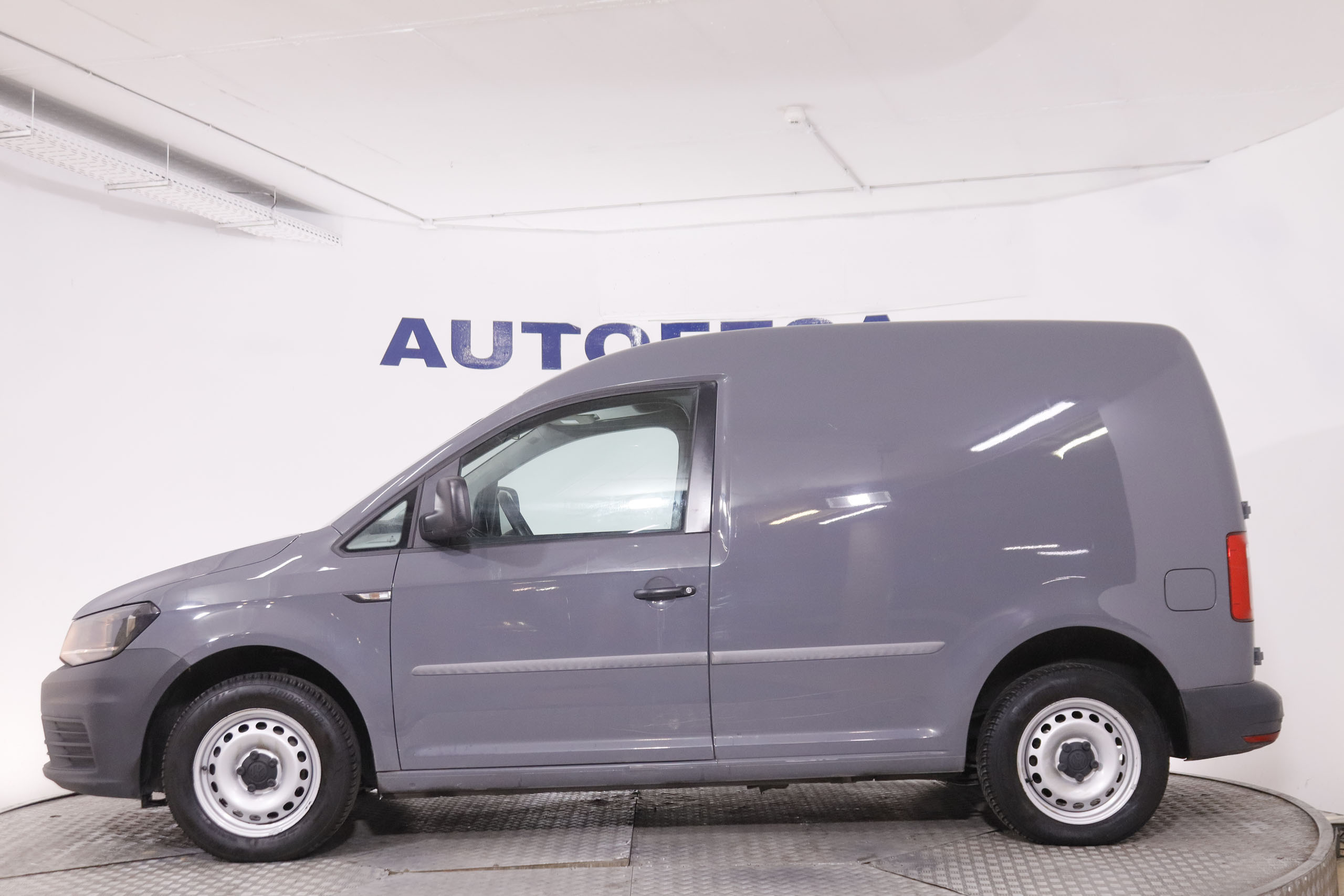 Volkswagen Caddy 2.0 TDI - foto 7