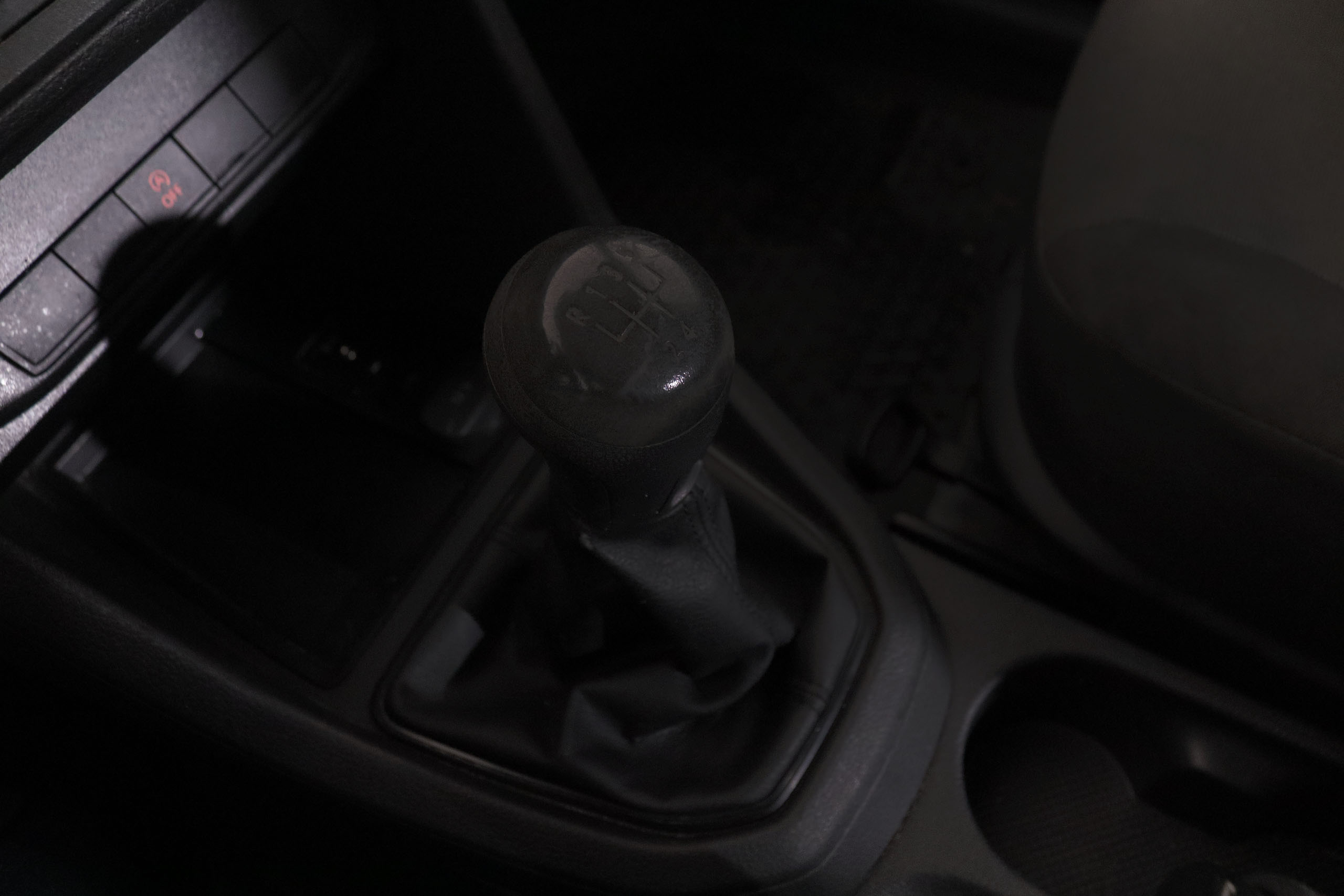 Volkswagen Caddy 2.0 TDI - foto 16