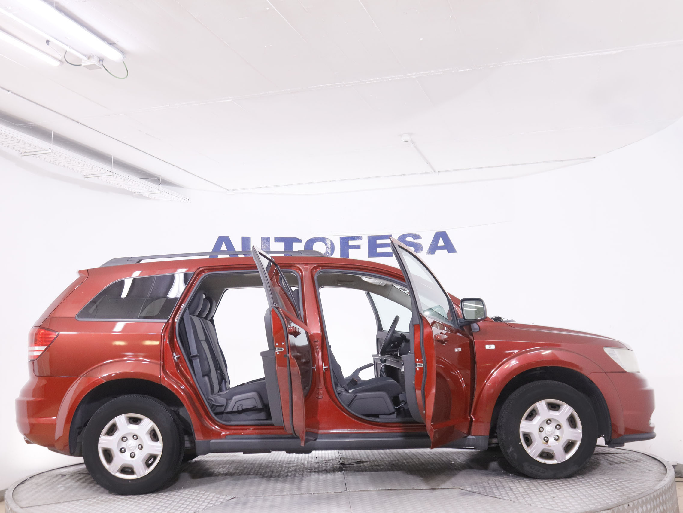 Dodge Journey 2.0 CRDi SE - foto 8