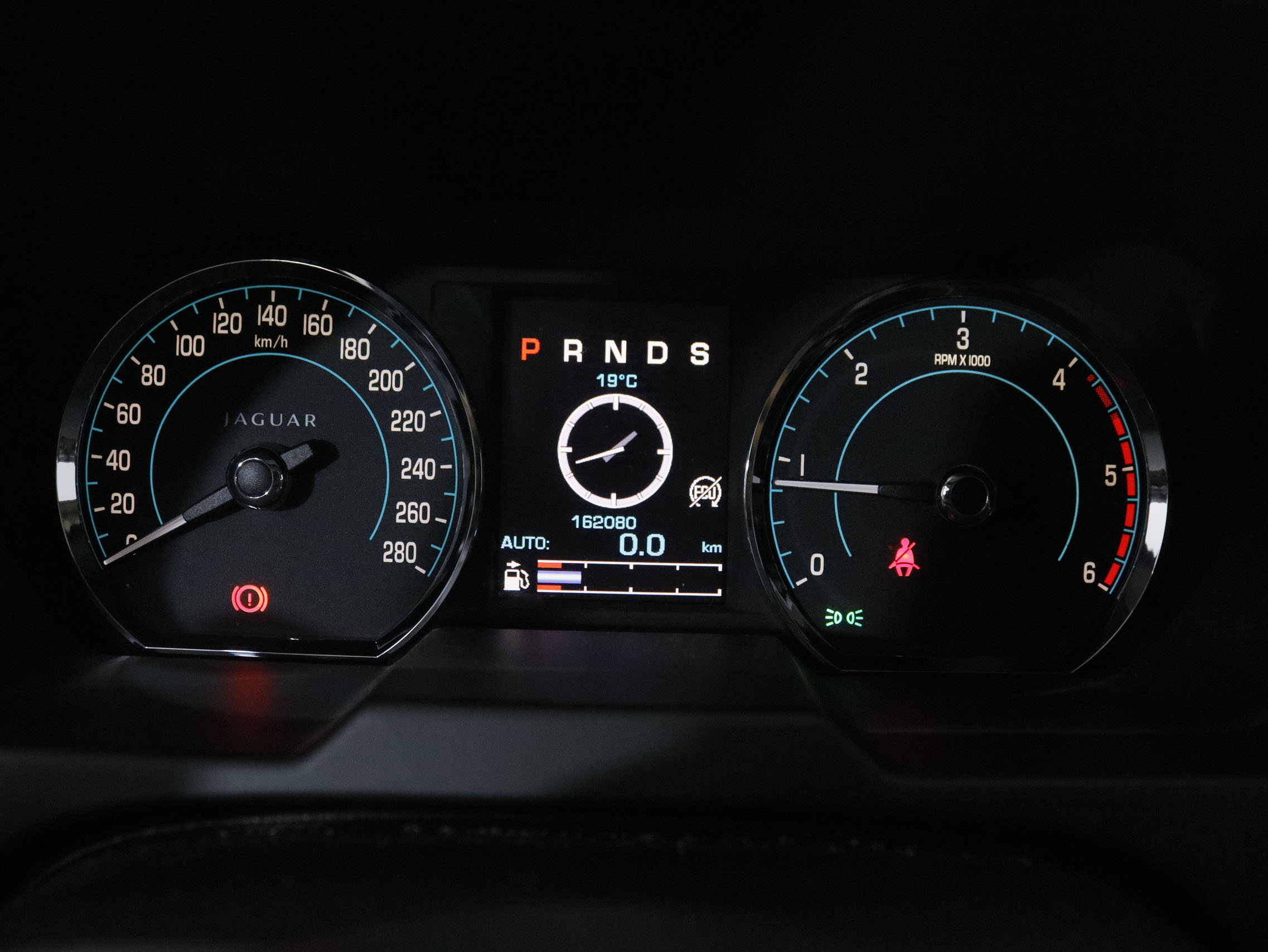 Jaguar XF 2.2 Diesel Entry - foto 14