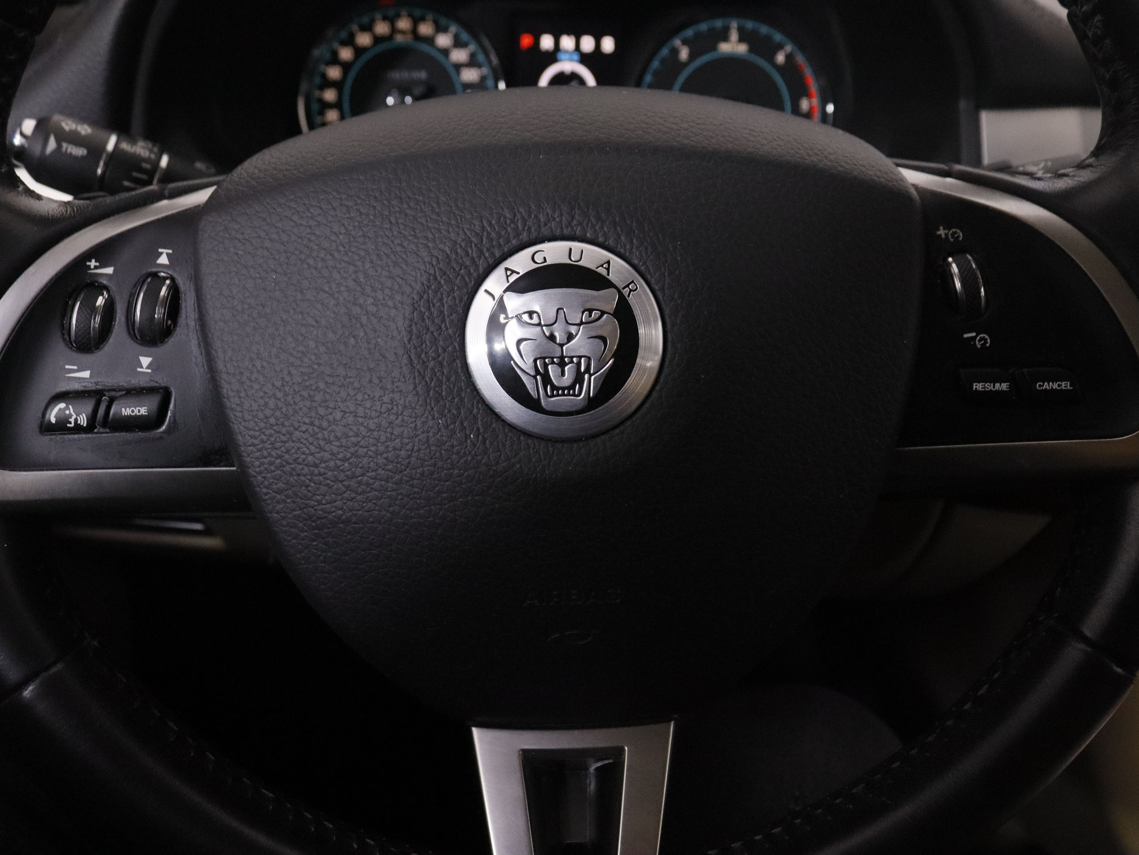 Jaguar XF 2.2 Diesel Entry - foto 13