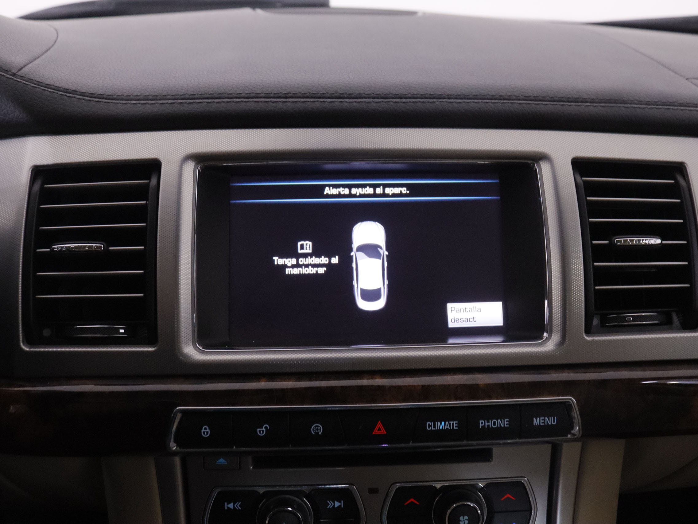 Jaguar XF 2.2 Diesel Entry - foto 16