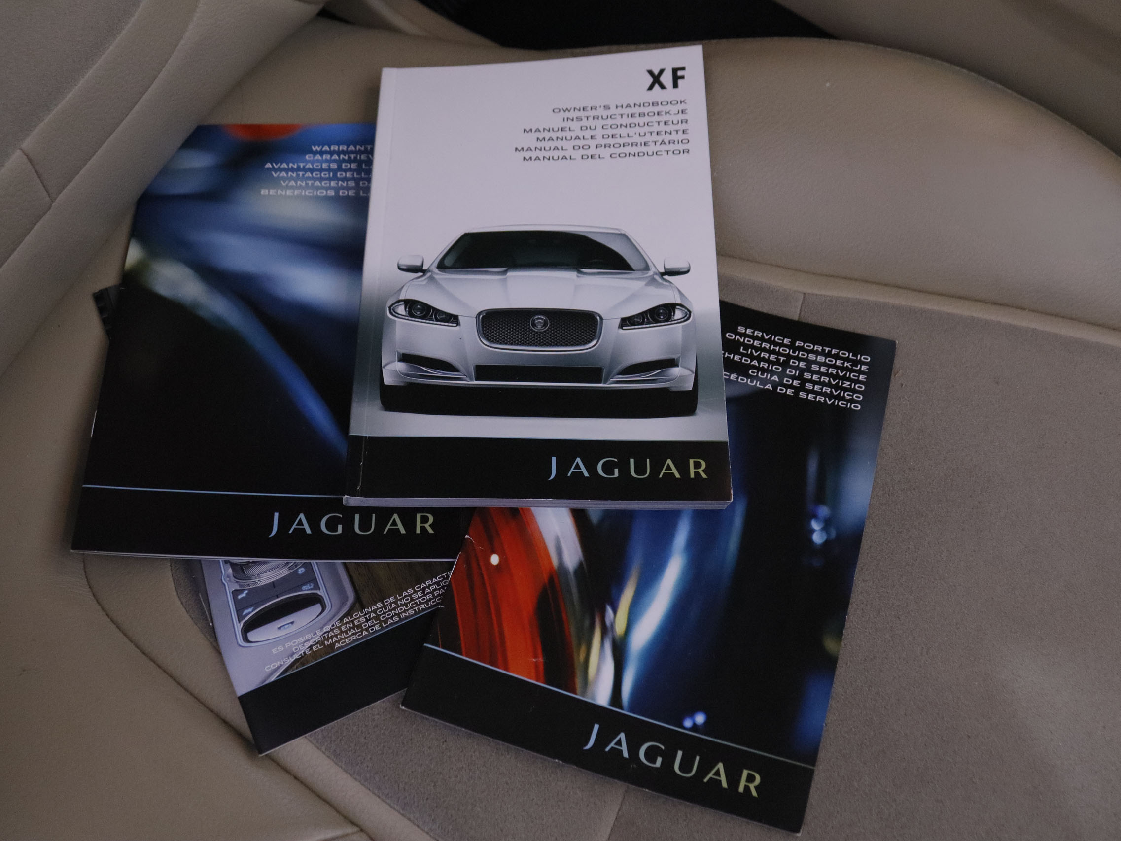 Jaguar XF 2.2 Diesel Entry - foto 21