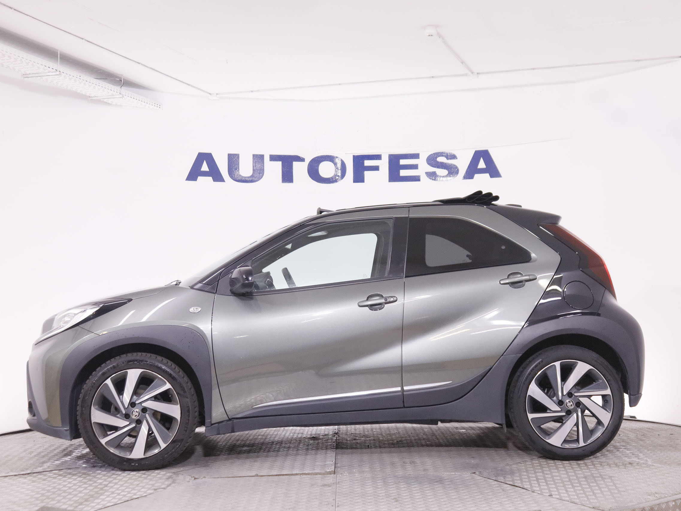 Toyota Aygo X 1.0 VVT-I X Tecno - foto 10