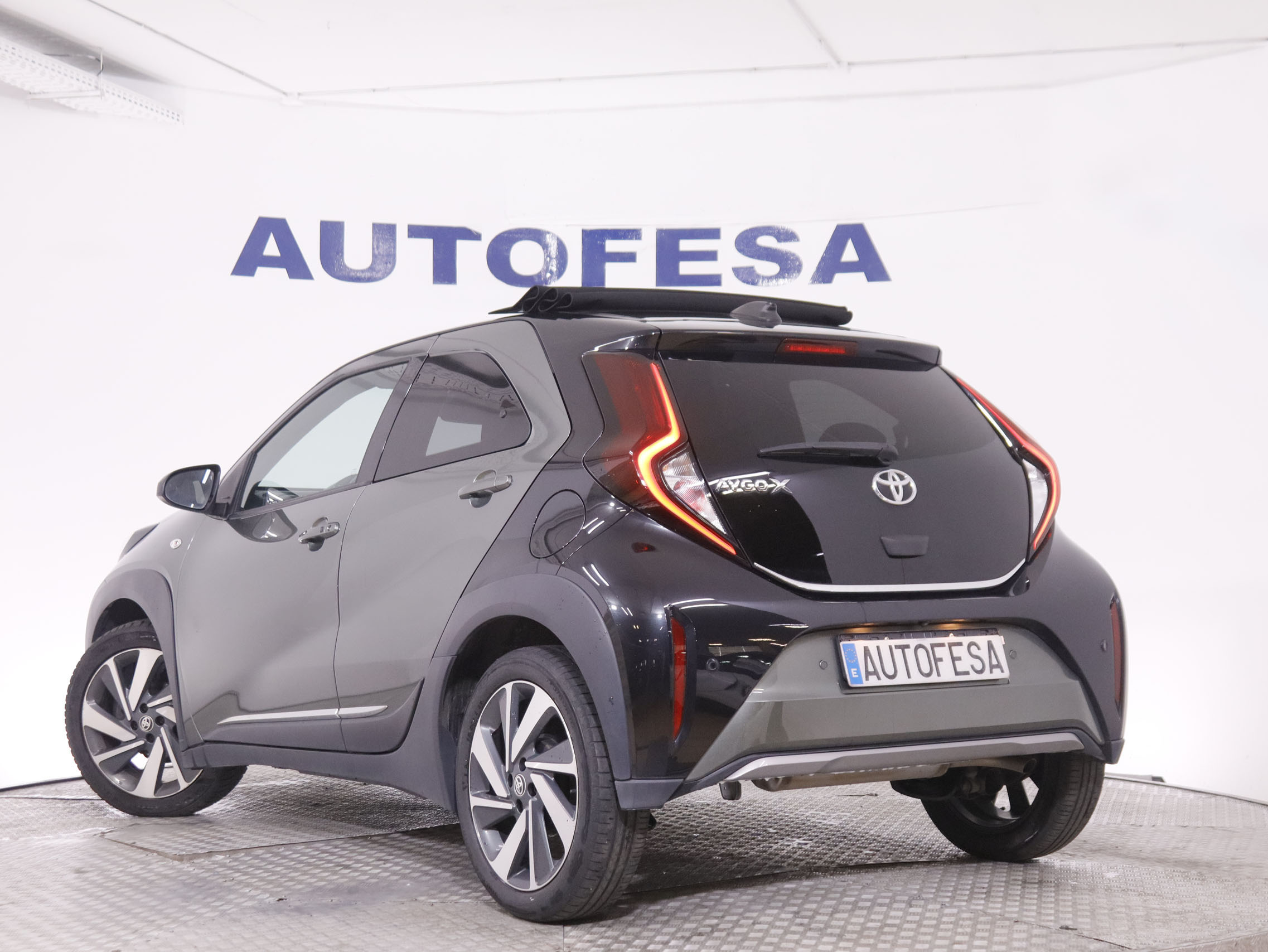 Toyota Aygo X 1.0 VVT-I X Tecno - foto 6
