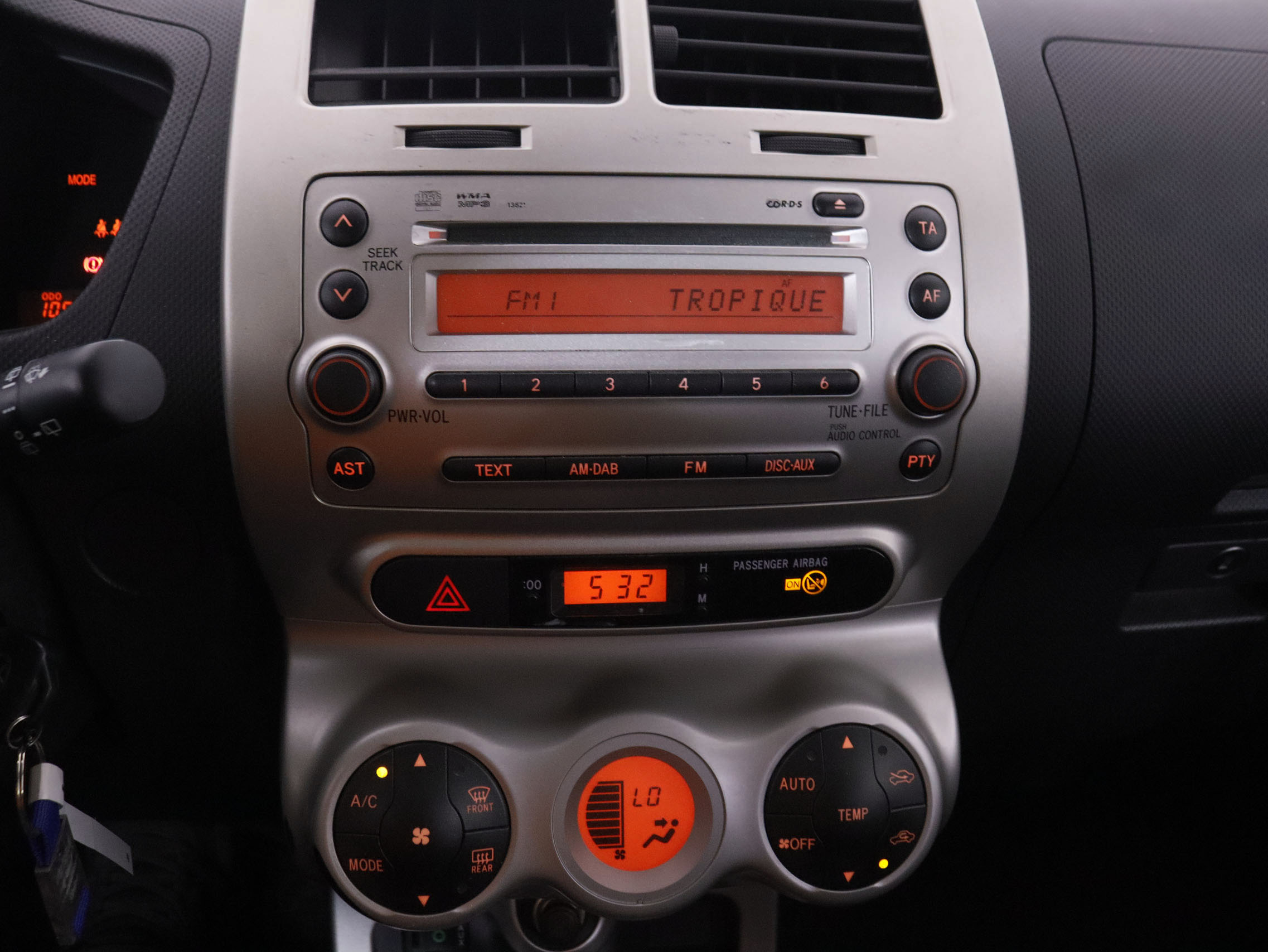 Toyota Urban Cruiser 1.3 VVT-I - foto 16