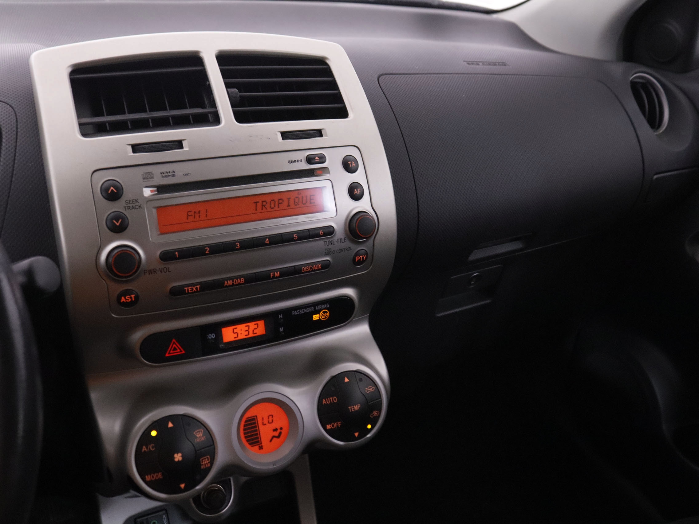 Toyota Urban Cruiser 1.3 VVT-I - foto 15