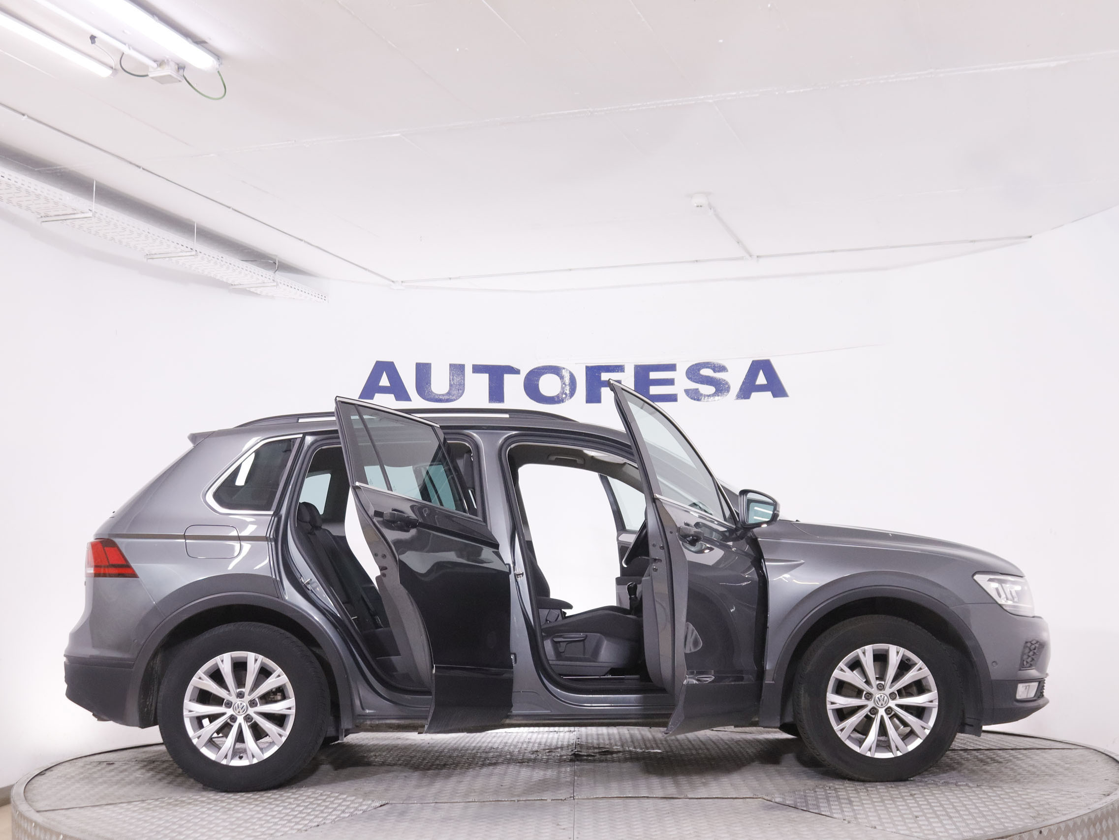 Volkswagen Tiguan 1.4 TSI Advance 4x2 - foto 9