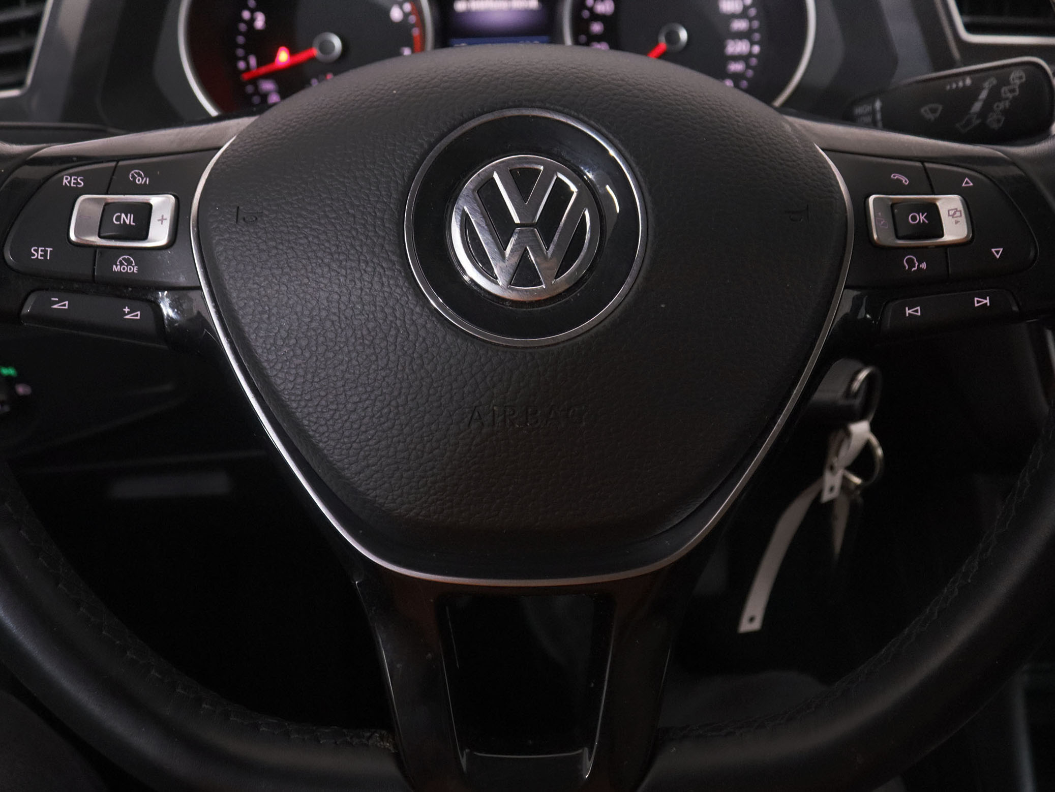 Volkswagen Tiguan 1.4 TSI Advance 4x2 - foto 13