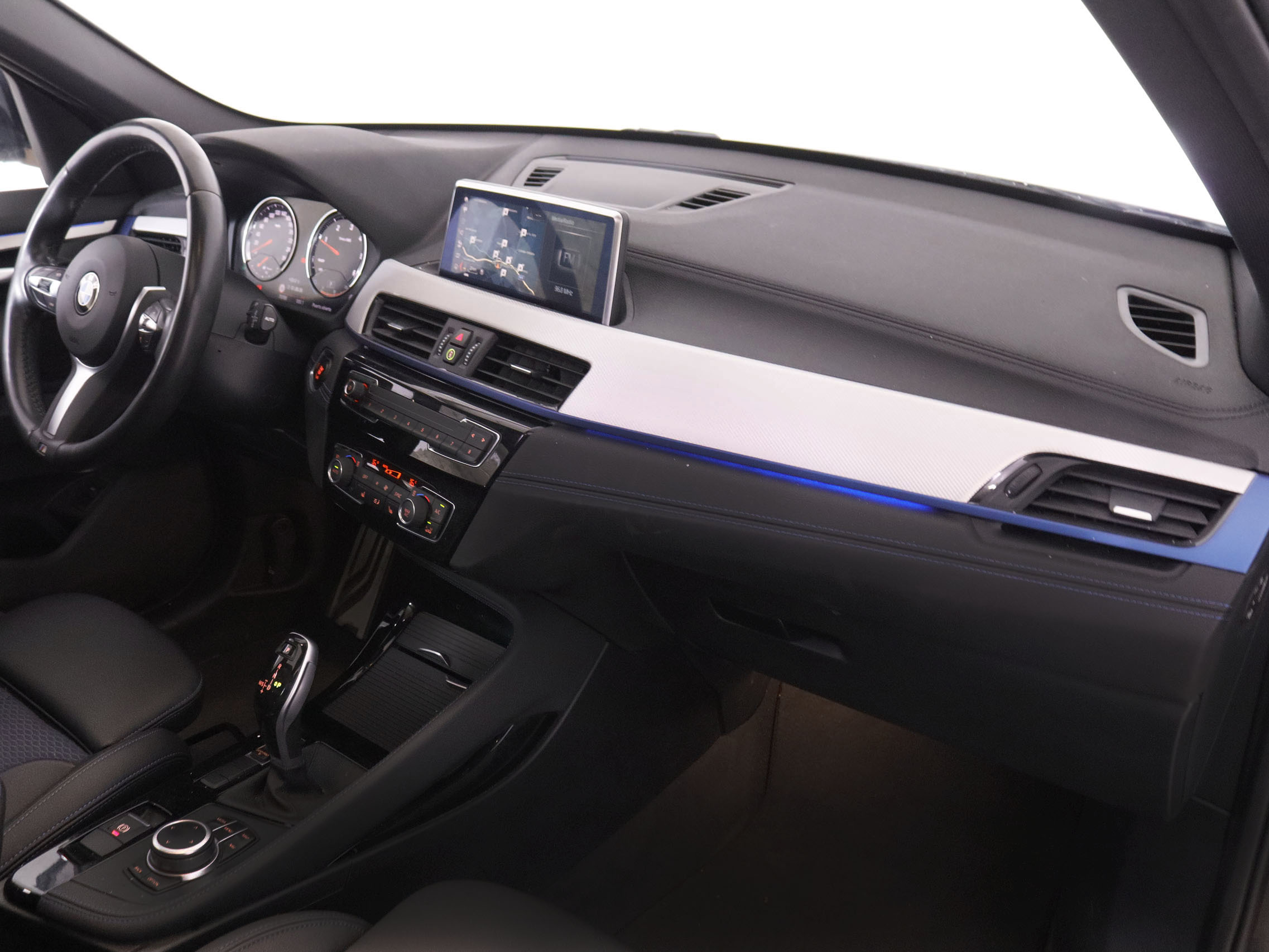 BMW X1 sDrive 18d M-Sport - foto 13