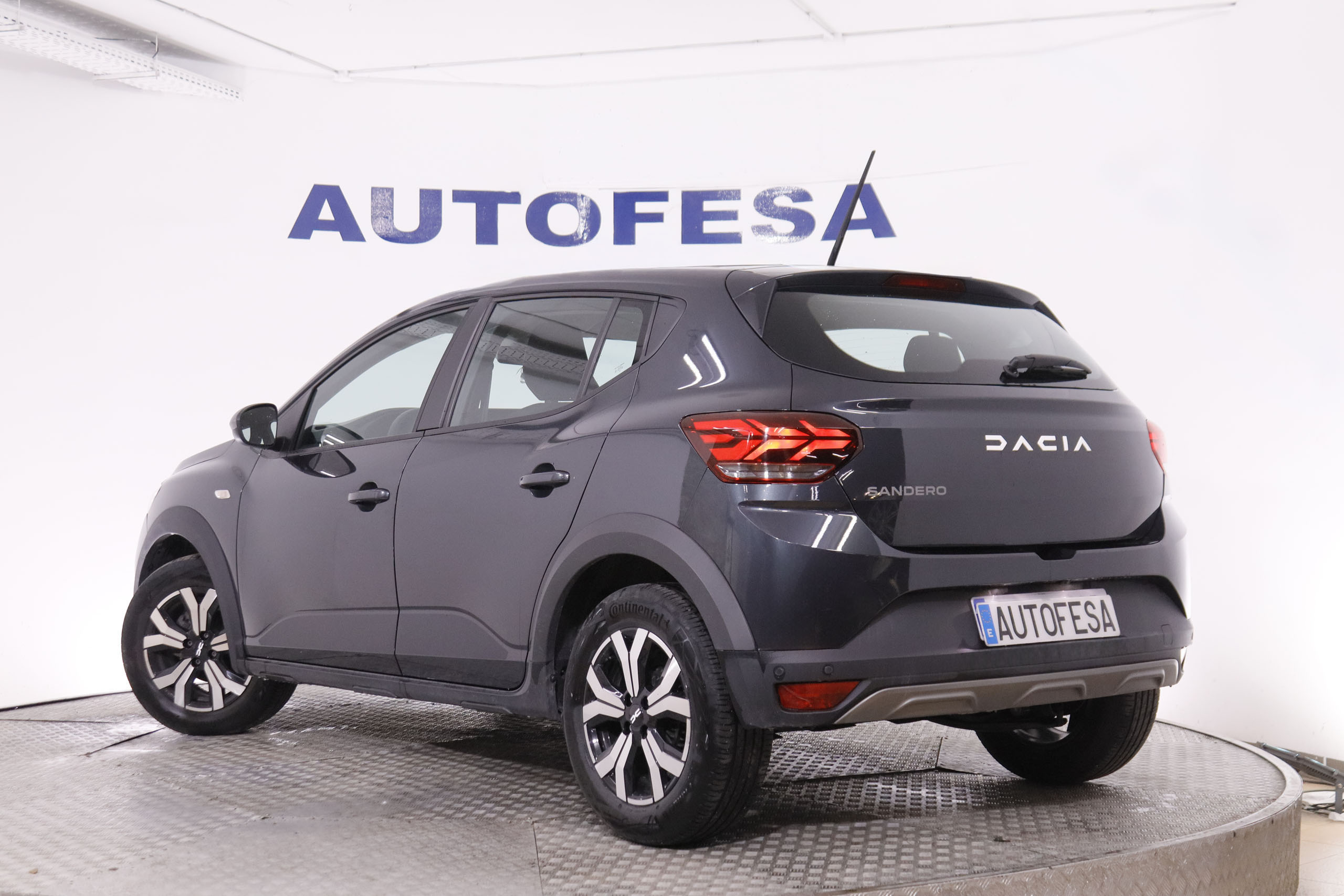 Dacia Sandero 1.0 TCe Expression - foto 6