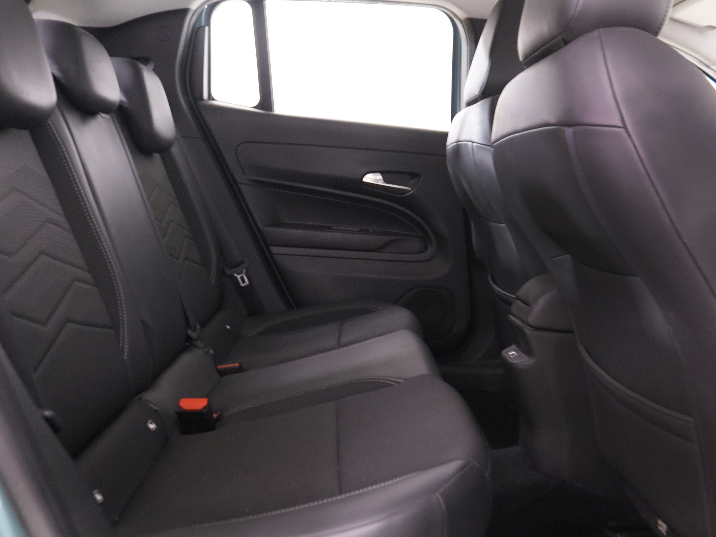 Jeep Avenger 1.2T - foto 22