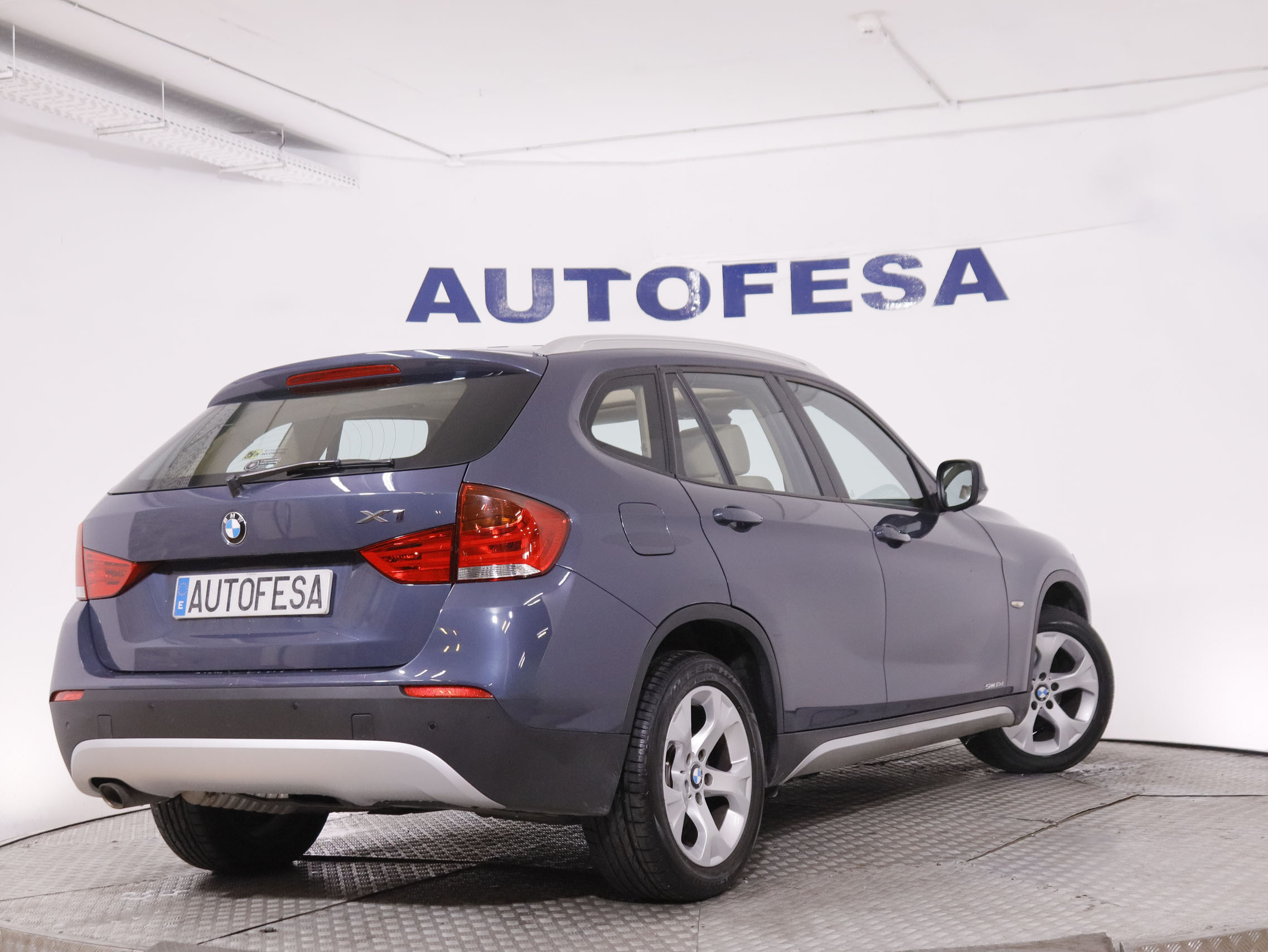 BMW X1 S Drive 18d - foto 4