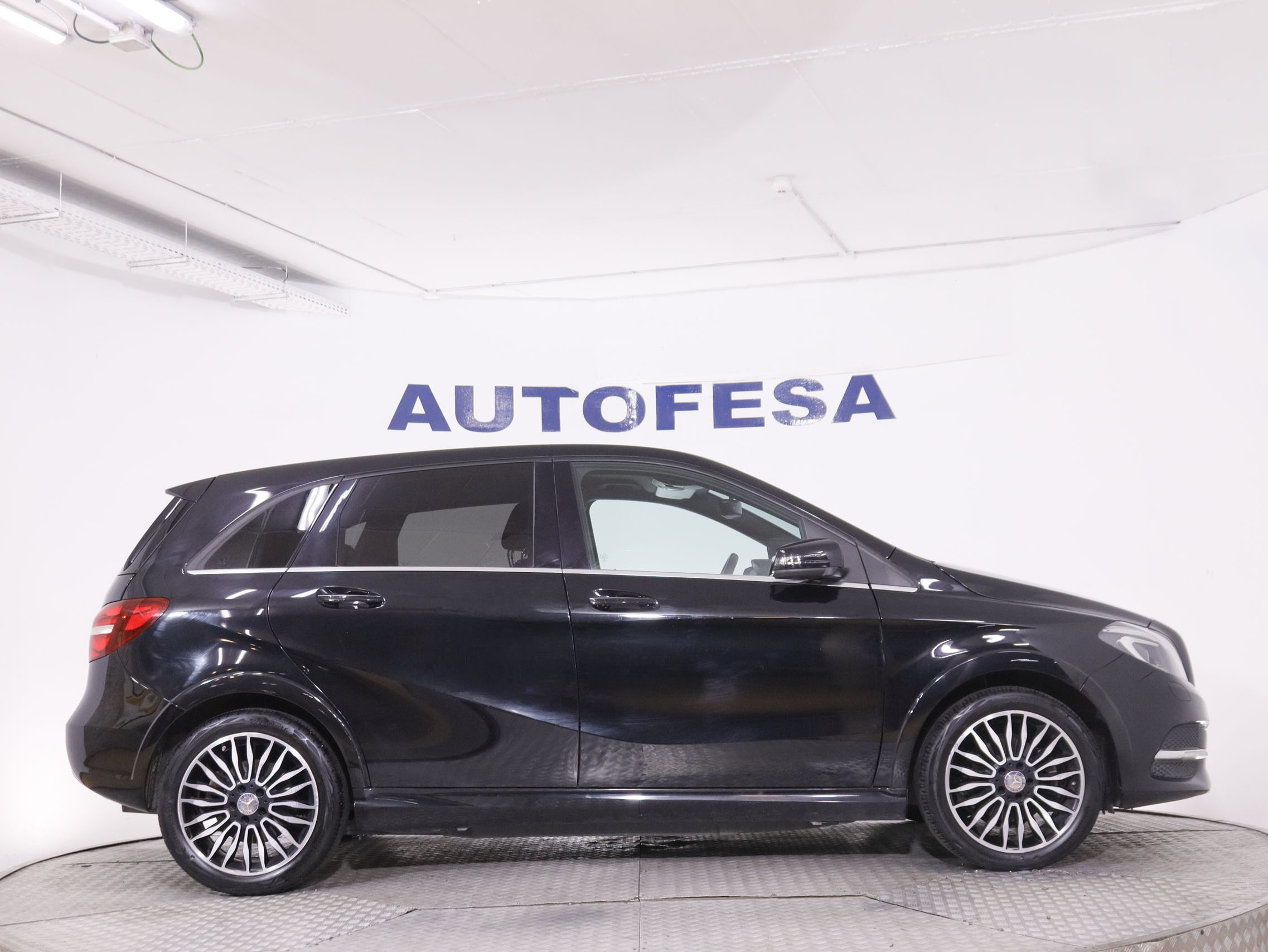 Mercedes-Benz Clase B B250E Sport - foto 7