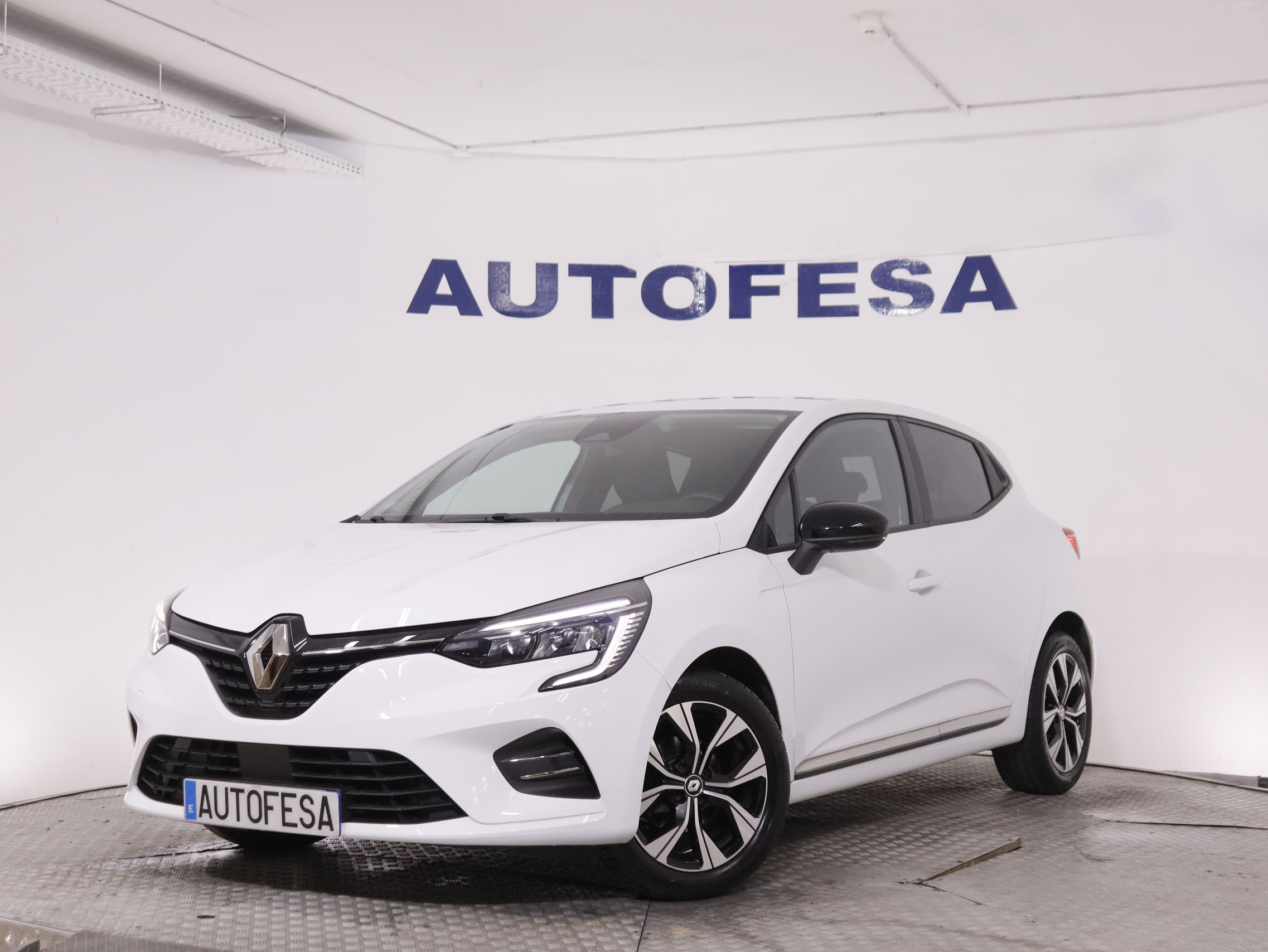 Renault Clio 1.0 TCe Evolution - foto 1