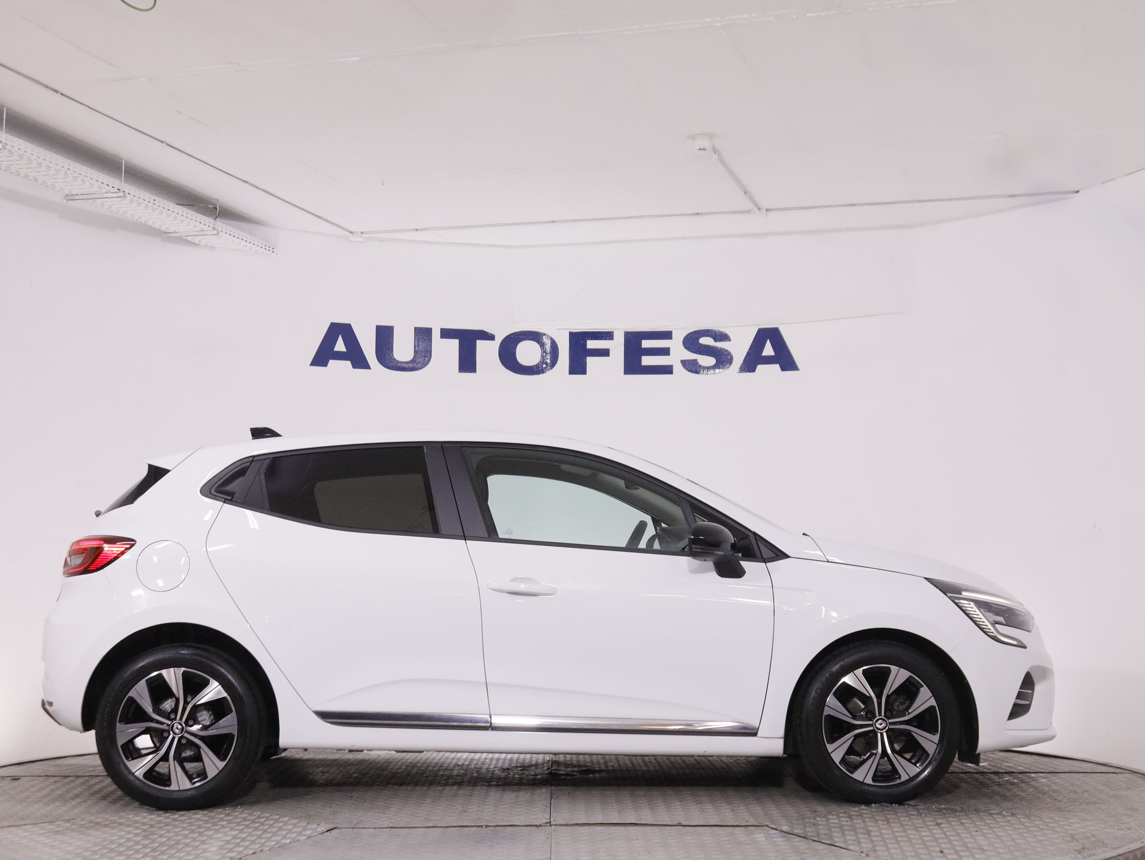Renault Clio 1.0 TCe Evolution - foto 7