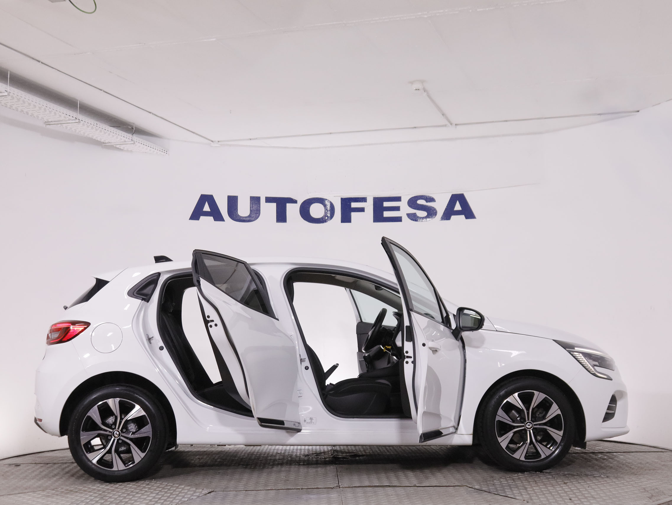 Renault Clio 1.0 TCe Evolution - foto 9