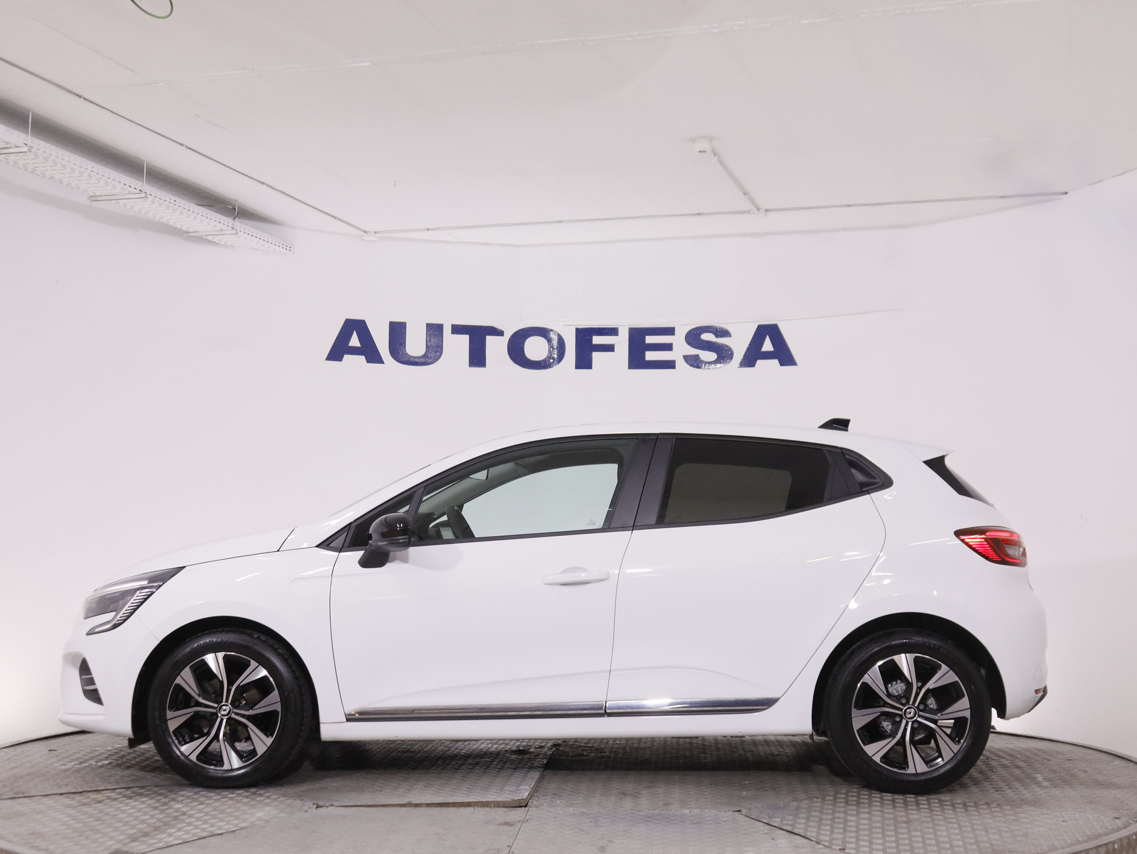 Renault Clio 1.0 TCe Evolution - foto 10