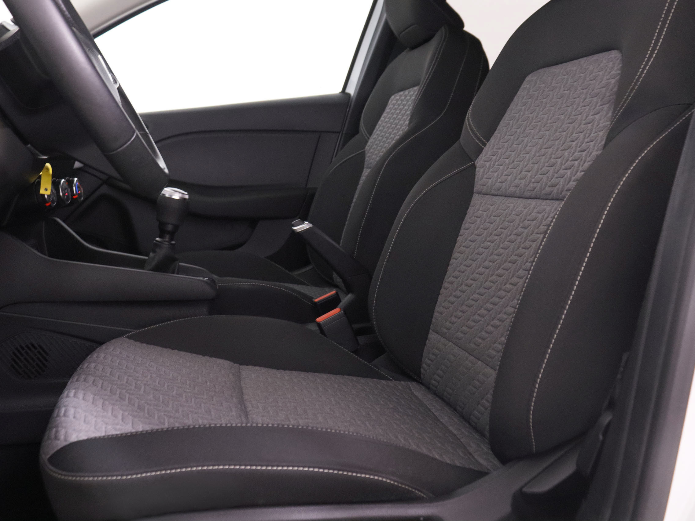 Renault Clio 1.0 TCe Evolution - foto 20