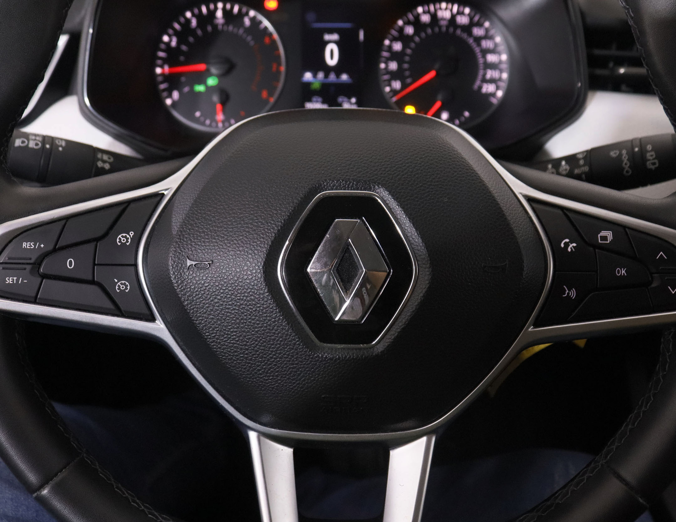 Renault Clio 1.0 TCe Evolution - foto 13