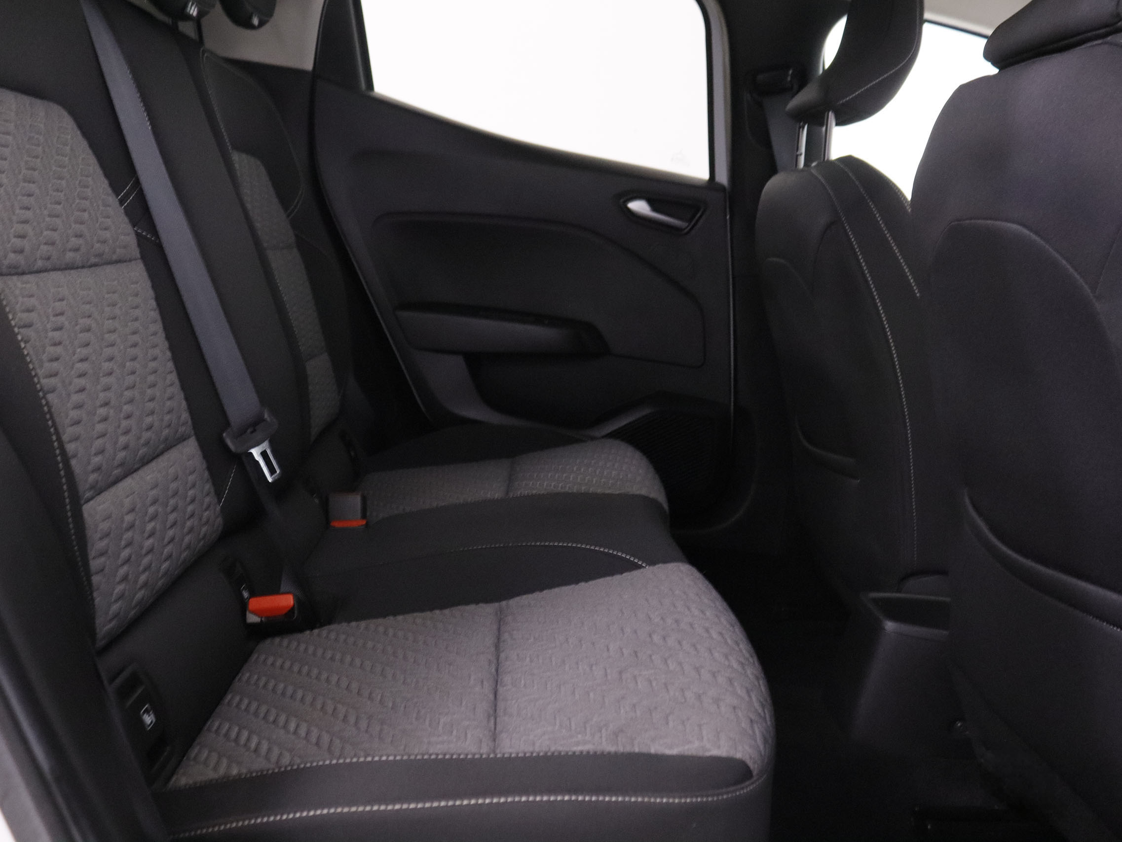 Renault Clio 1.0 TCe Evolution - foto 22