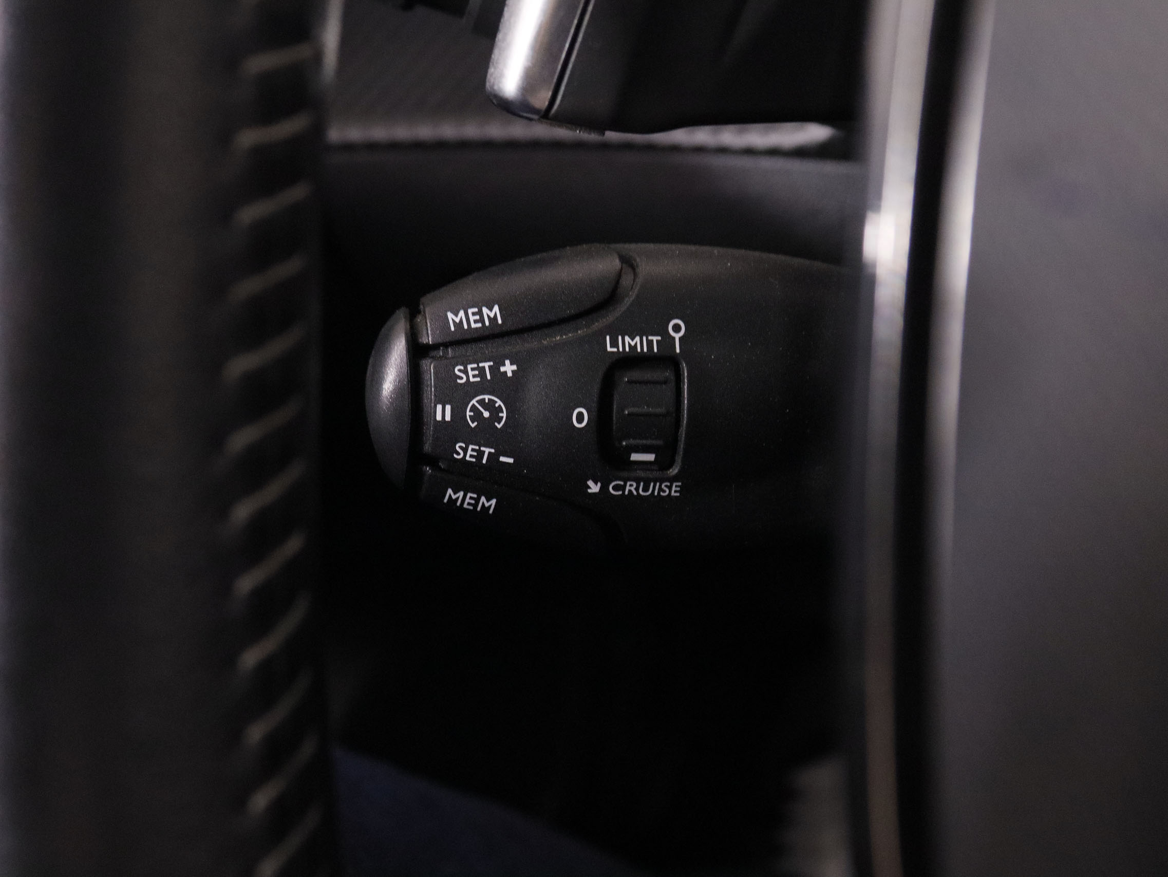 Peugeot 2008 1.5 HDi Allure - foto 19