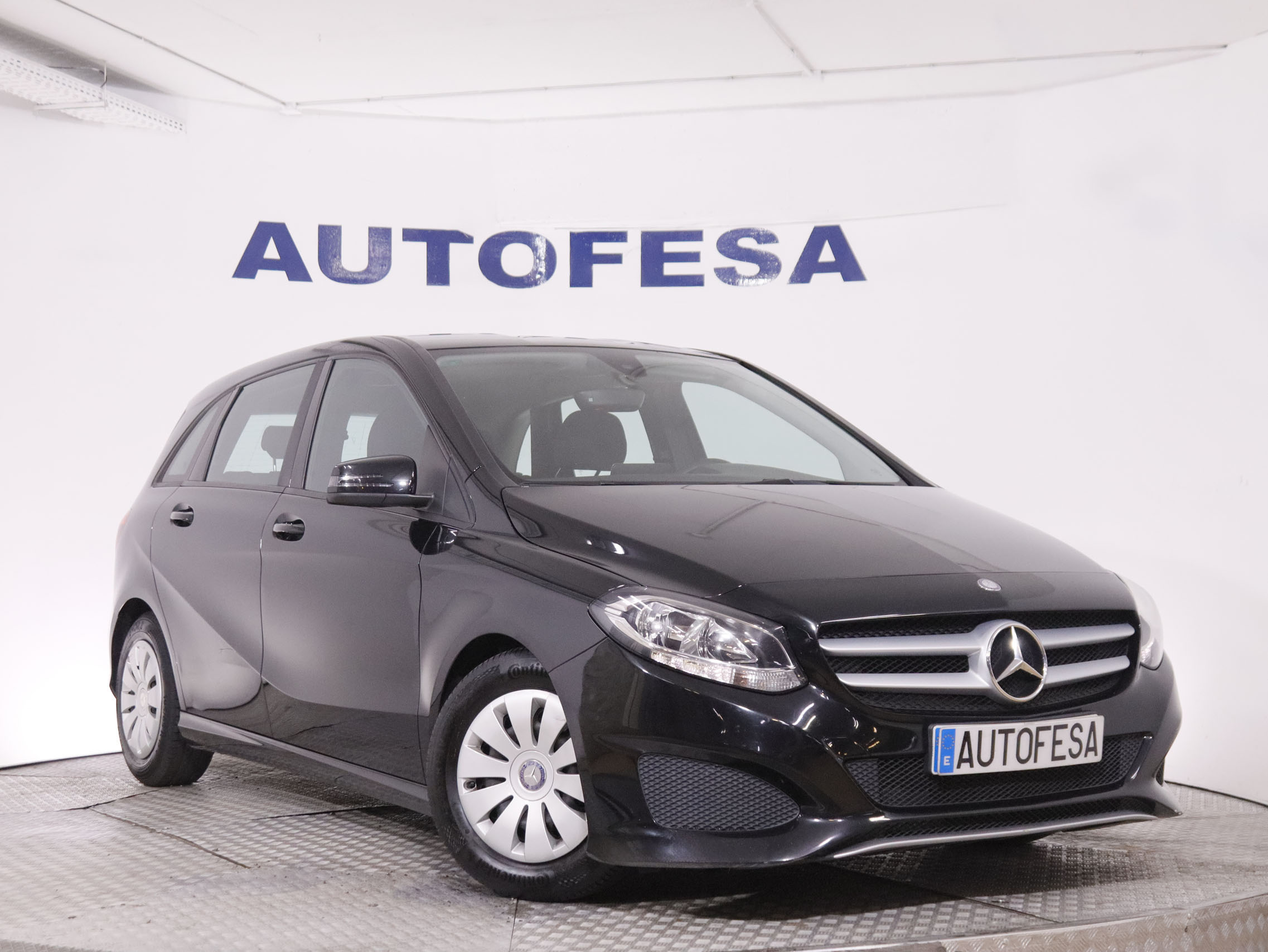 Mercedes-Benz Clase B B180d - foto 3